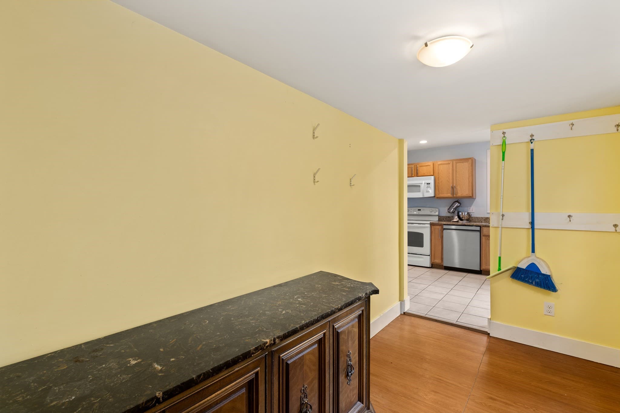 Single Family Residence at 26 Archer St, Lynn MA 01902, Lynn, photo 8 of 25