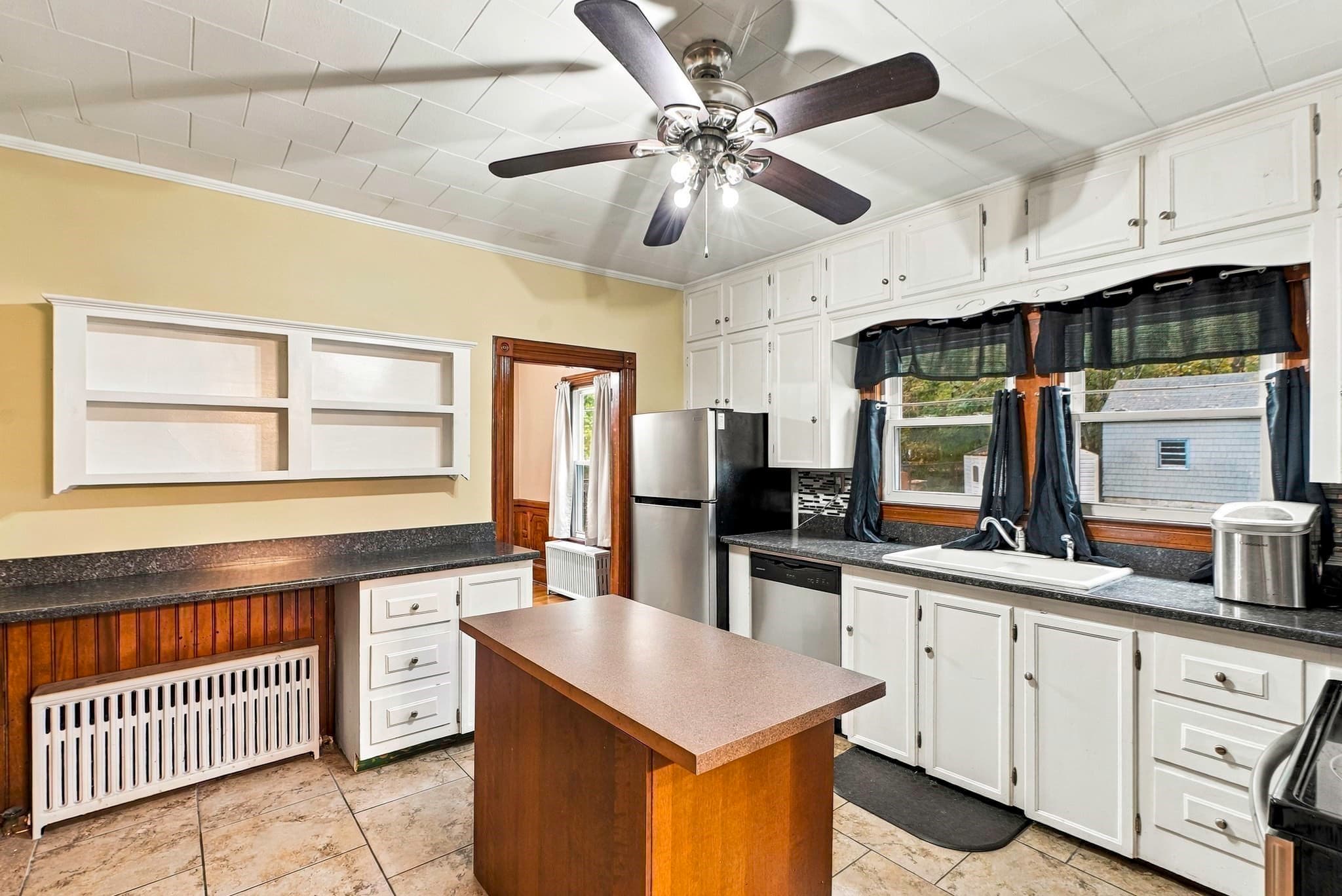Single Family Residence at 34 Joyce St, Webster MA 01570, photo 8 of 30