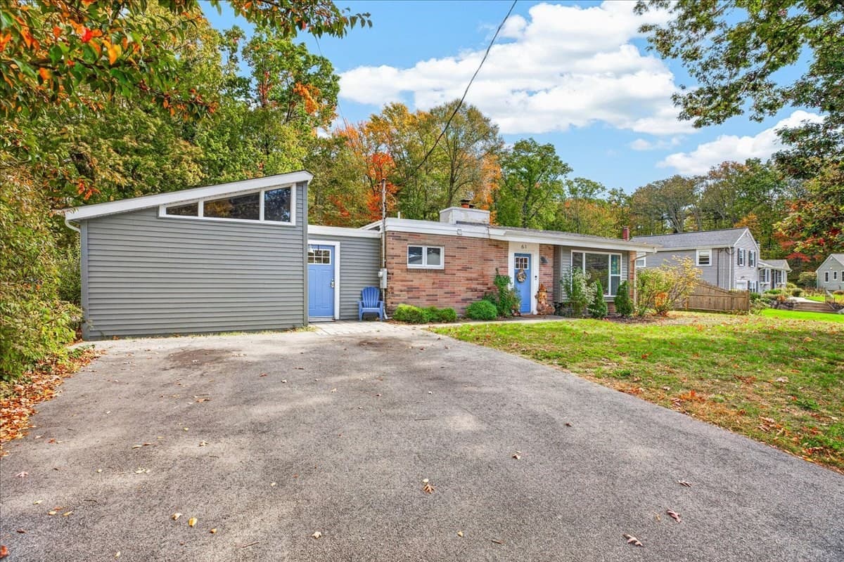 61 Damon Avenue, Holbrook MA 02343