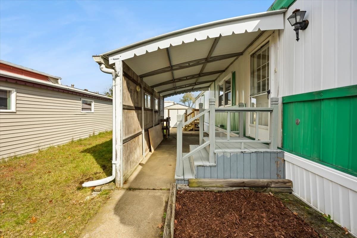 Mobile Home at 130 East Washington St # 89, North Attleboro MA 02760, photo 4 of 25