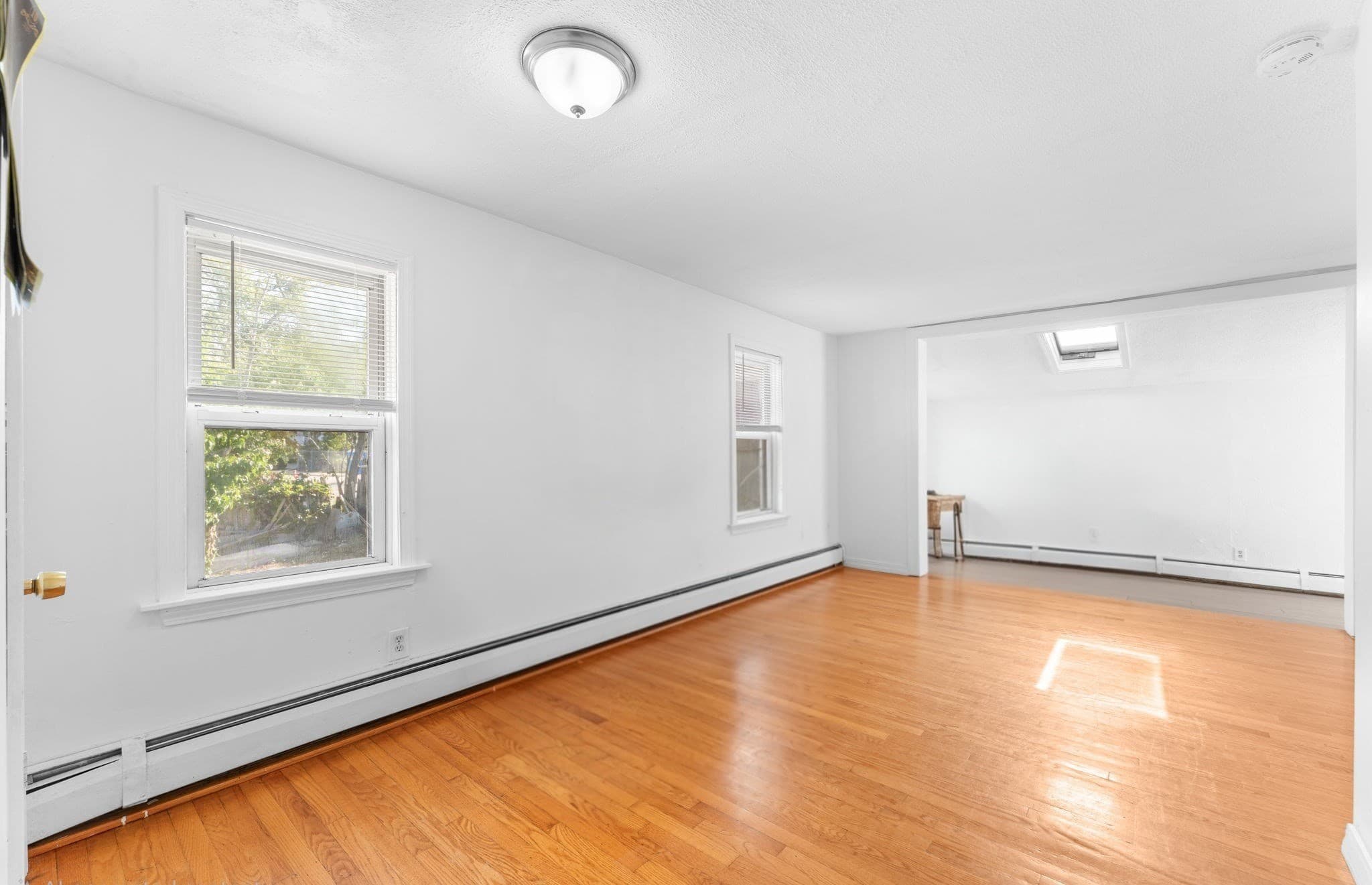 Single Family Residence at 576 Sea St, Quincy MA 02169, Quincy, photo 4 of 21