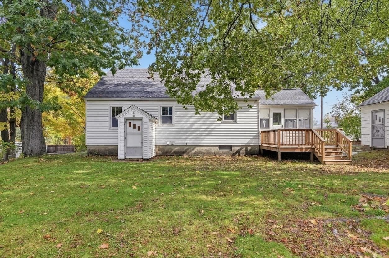 Single Family Residence at 147 Ninth Street, Leominster MA 01453, photo 26 of 33