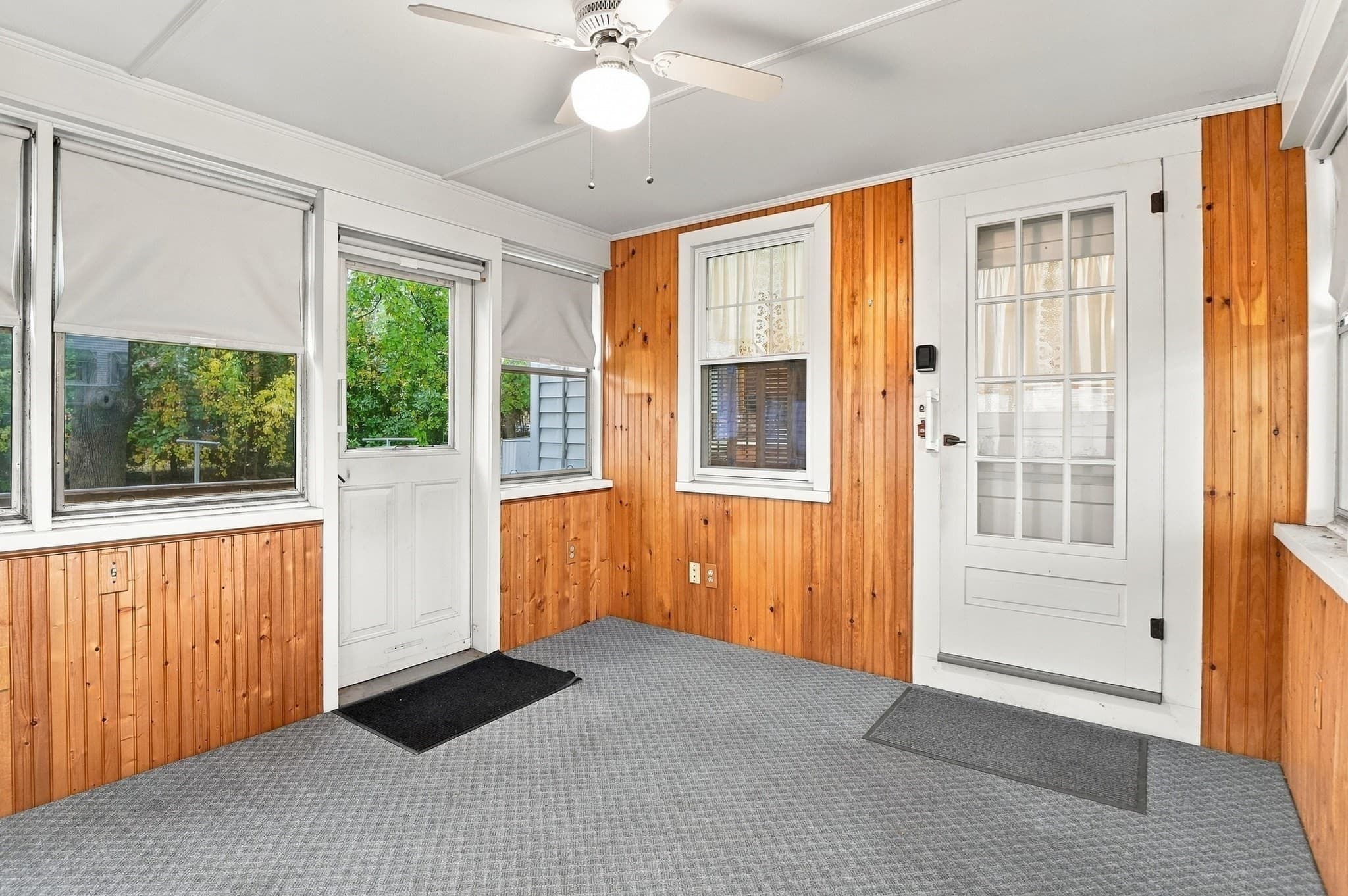 Single Family Residence at 147 Ninth Street, Leominster MA 01453, photo 9 of 33