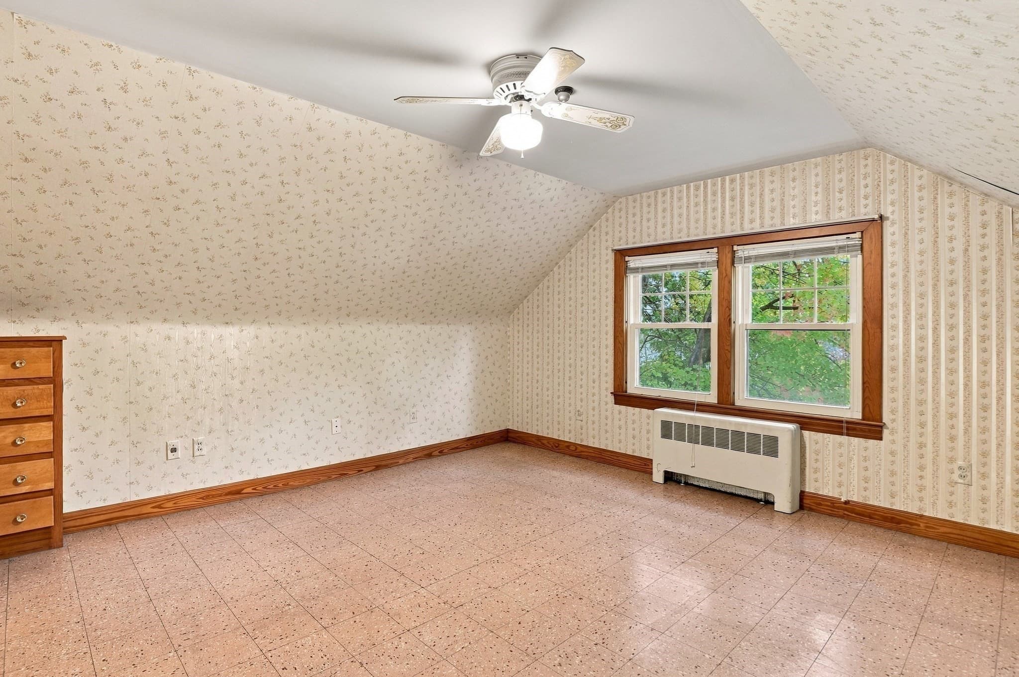 Single Family Residence at 147 Ninth Street, Leominster MA 01453, photo 19 of 33