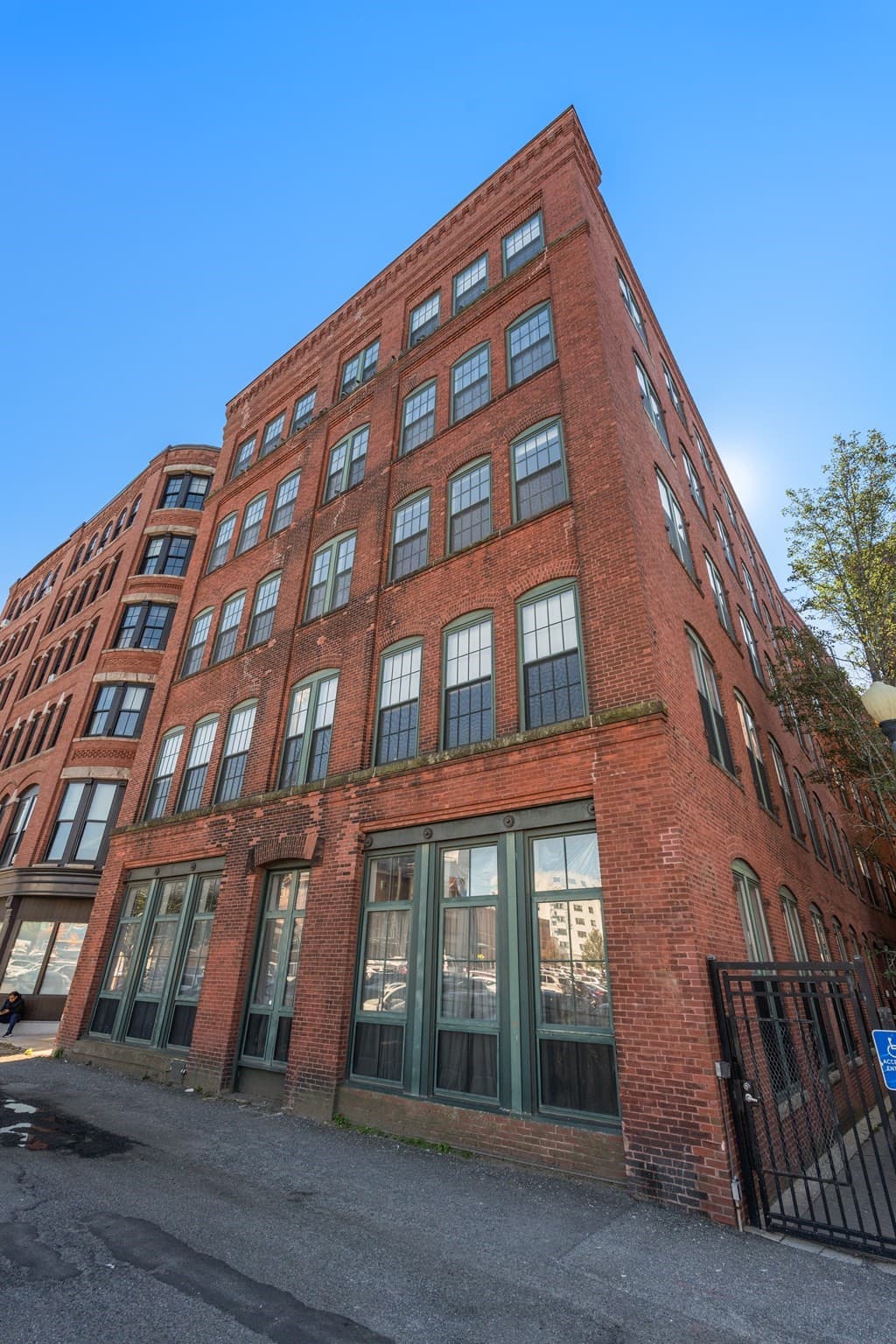 Condominium at 13-17 Willow St # 205, Lynn MA 01901, Lynn, photo 15 of 20
