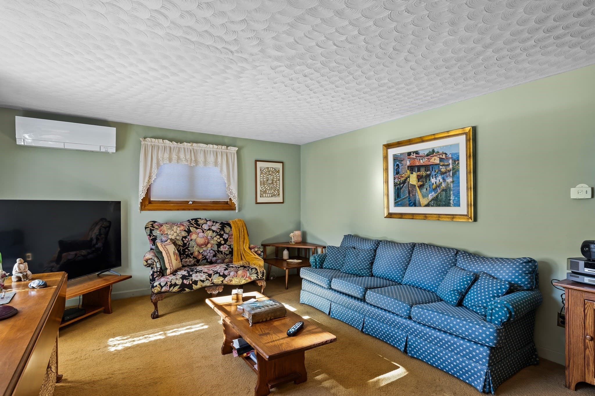 Single Family Residence at 141 Olin Avenue, Fitchburg MA 01420, photo 11 of 38