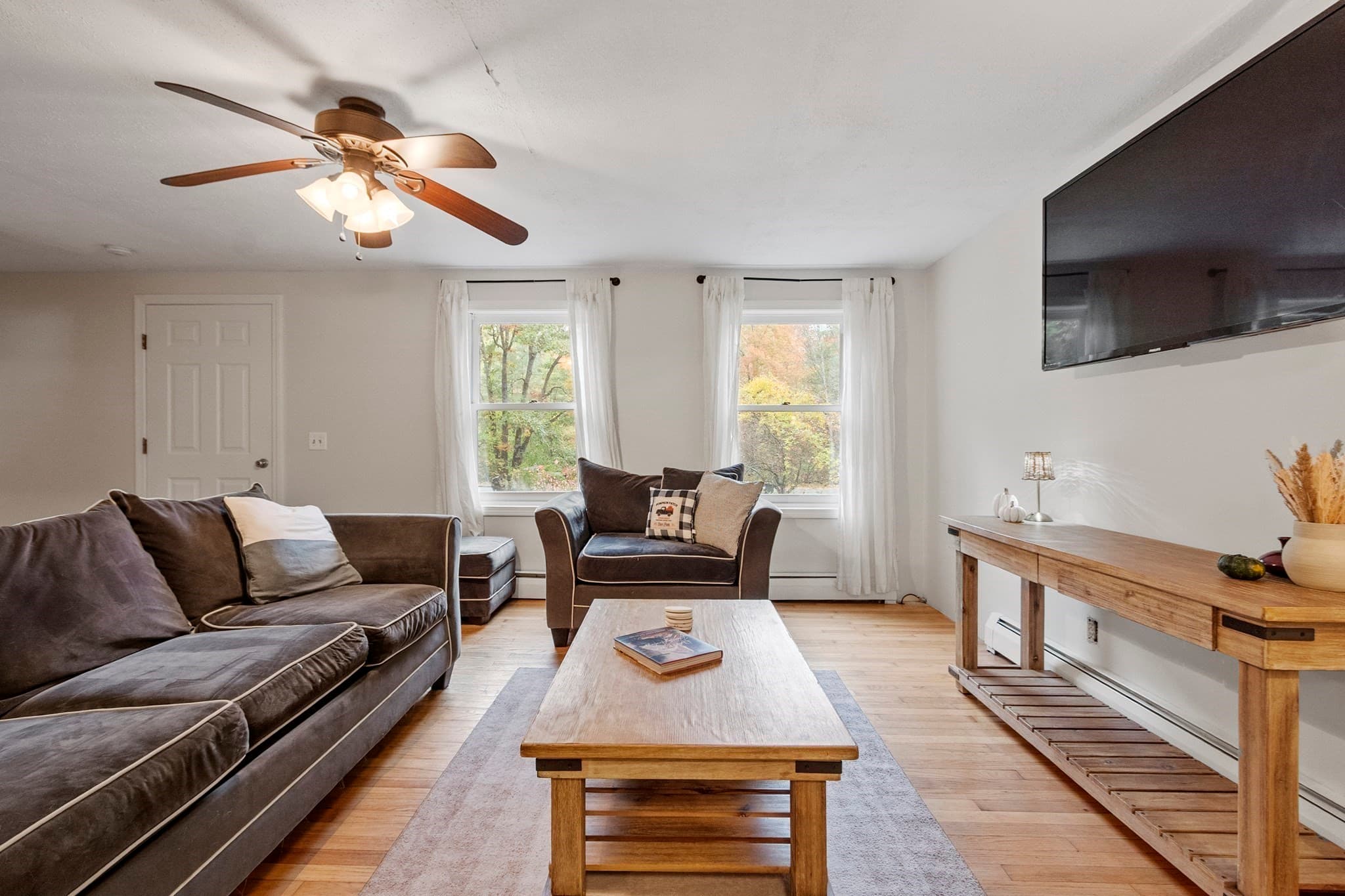 Single Family Residence at 65 Nichols Rd, Barre MA 01005, photo 7 of 28