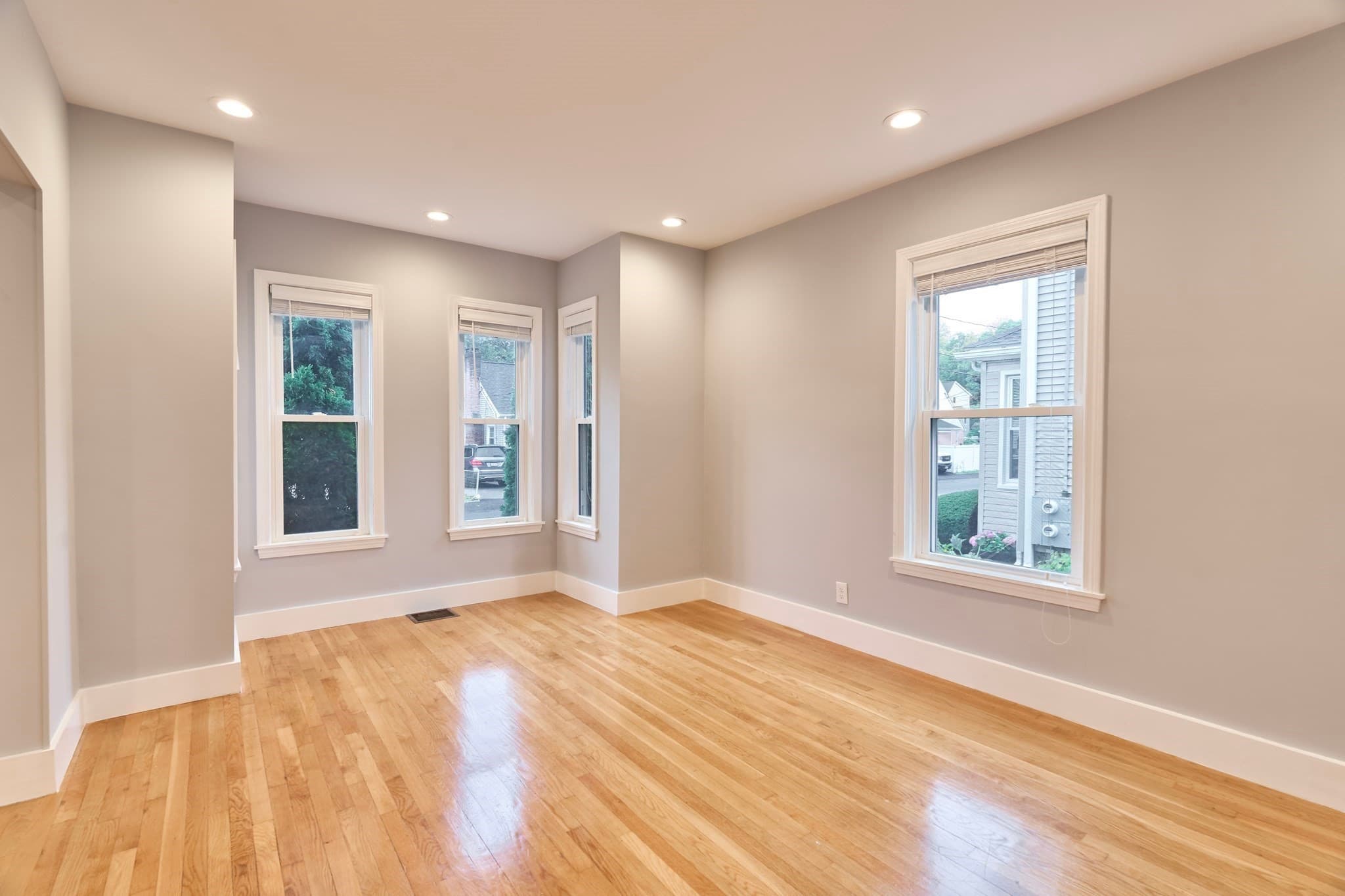 Condominium at 13 Hartwell St # 1, Waltham MA 02453, Waltham, photo 4 of 32