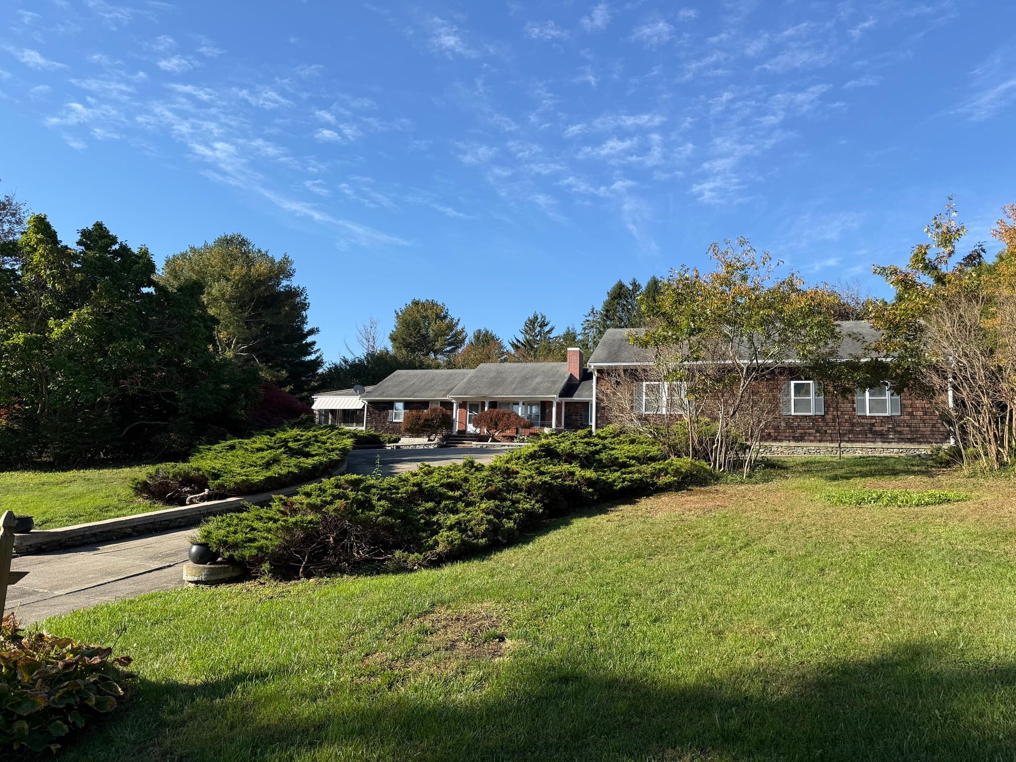 Single Family Residence at 7 Fallon Dr, Westport MA 02790, photo 8 of 40