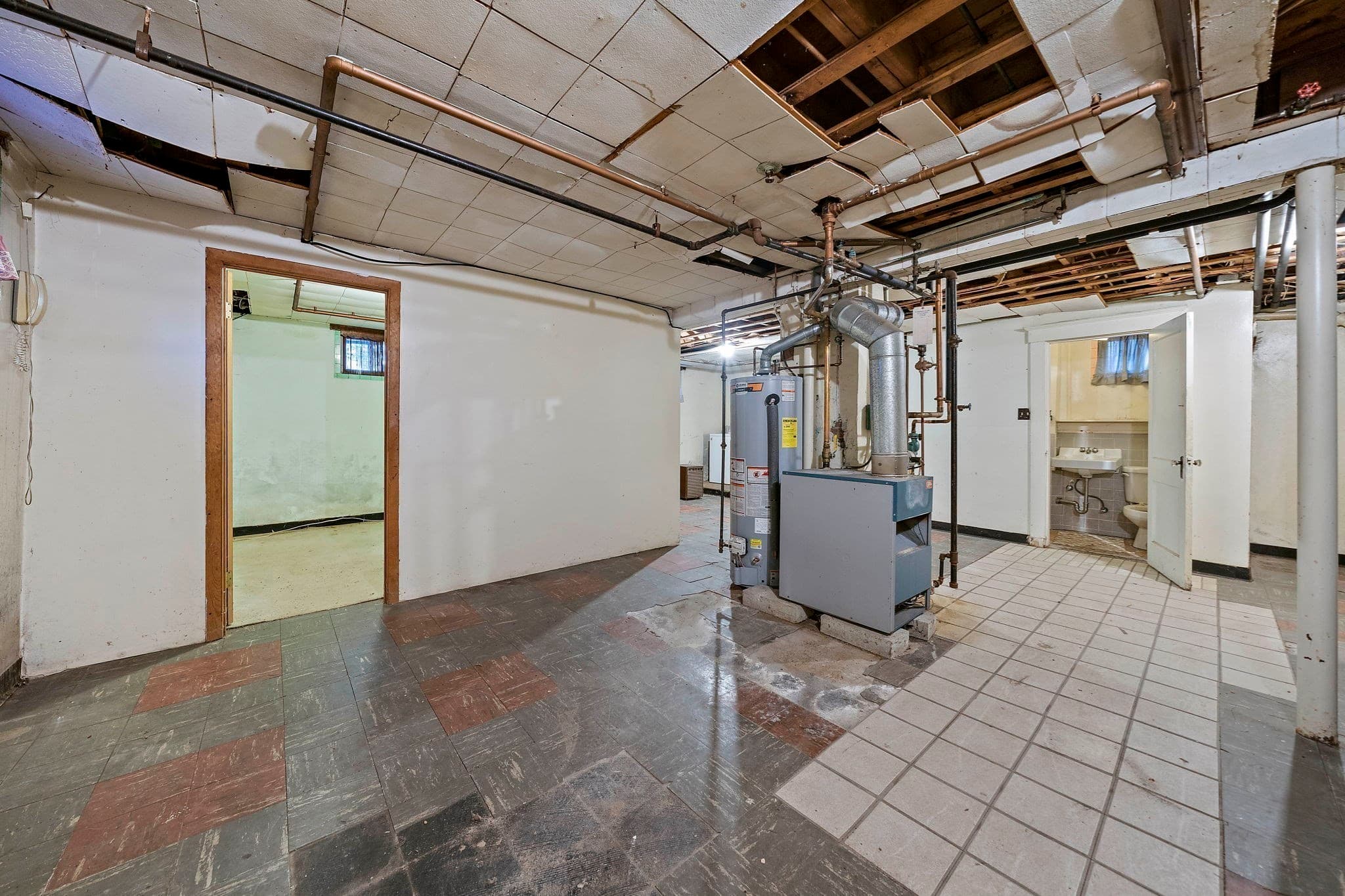 Single Family Residence at 50 Lyons St, Quincy MA 02169, Quincy, photo 26 of 38
