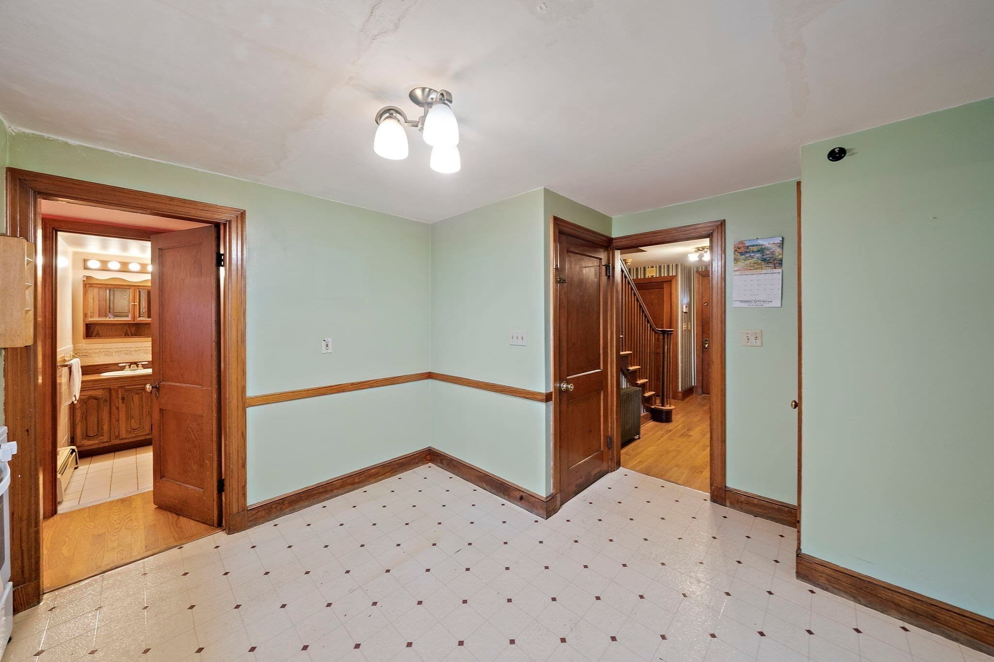 Single Family Residence at 50 Lyons St, Quincy MA 02169, Quincy, photo 8 of 38