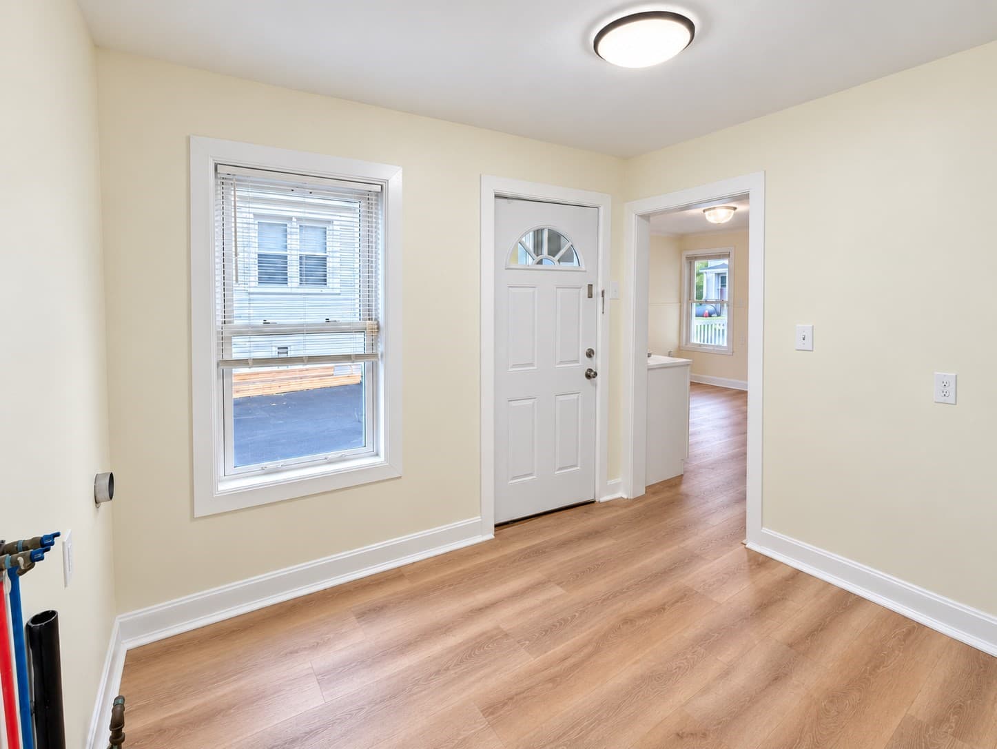 Single Family Residence at 5 Branch St, Worcester MA 01604, photo 13 of 42