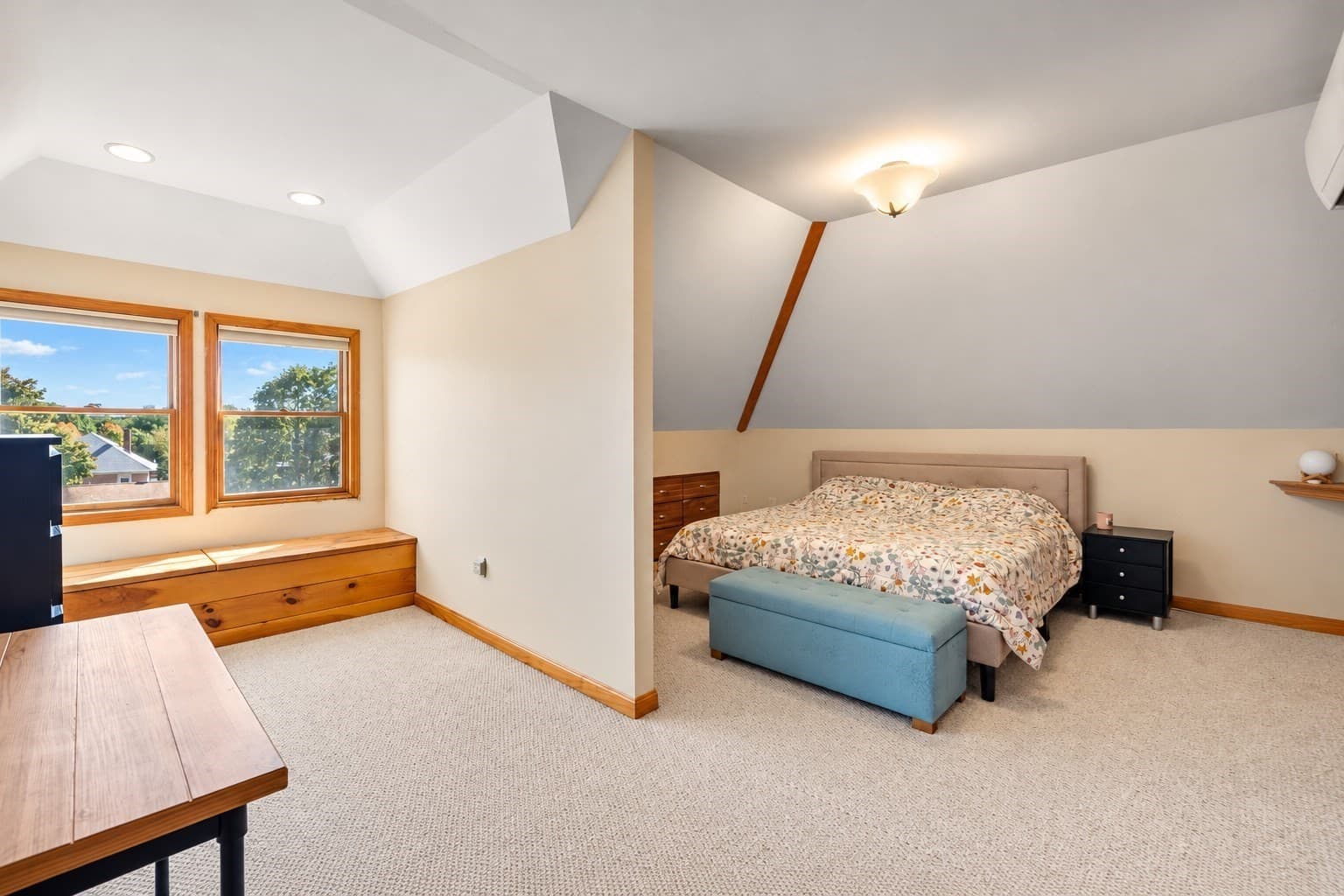 Single Family Residence at 17 Connecticut Ave, Blackstone MA 01504, Blackstone, photo 12 of 33