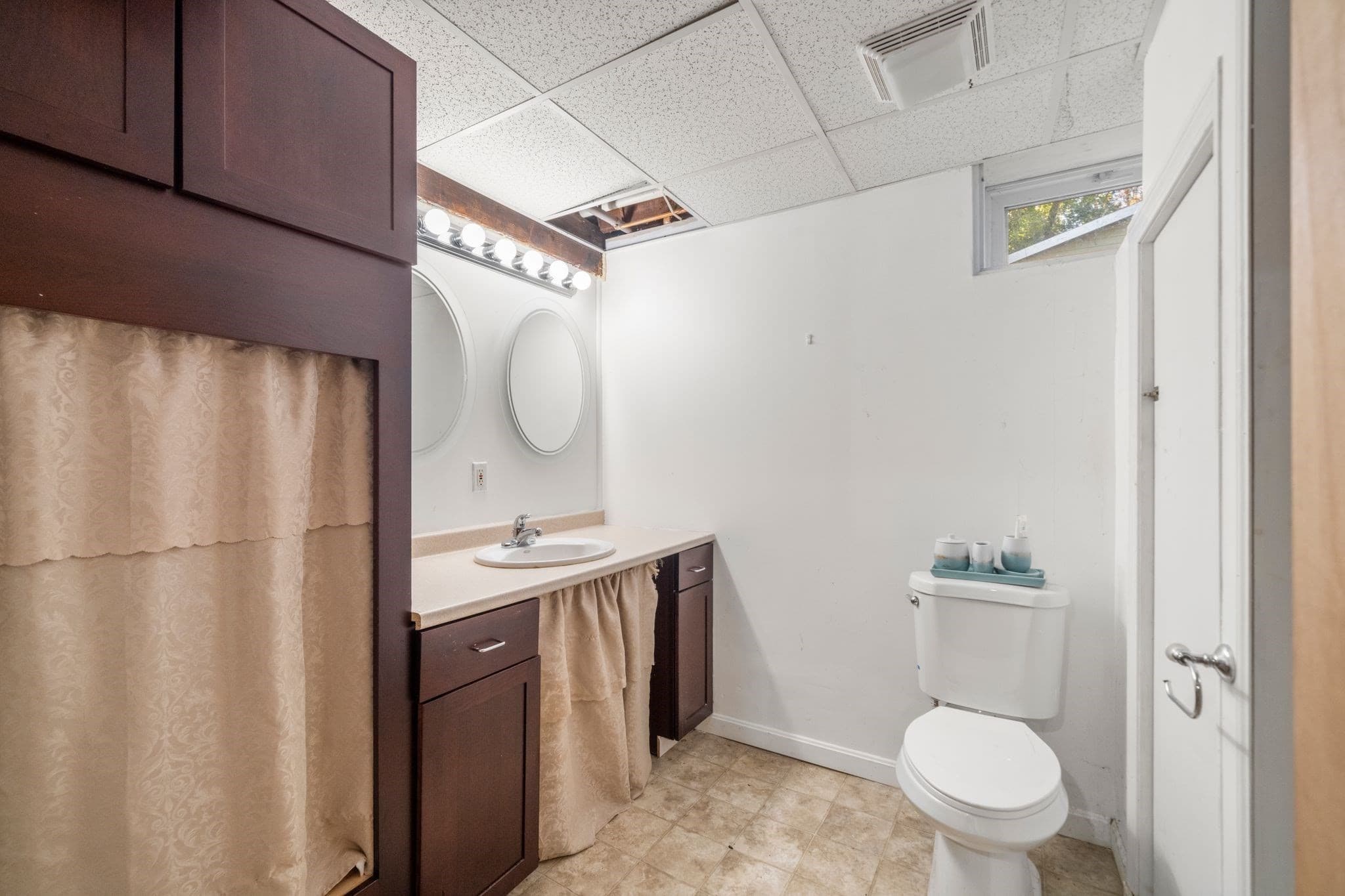 Single Family Residence at 17 Connecticut Ave, Blackstone MA 01504, Blackstone, photo 20 of 33