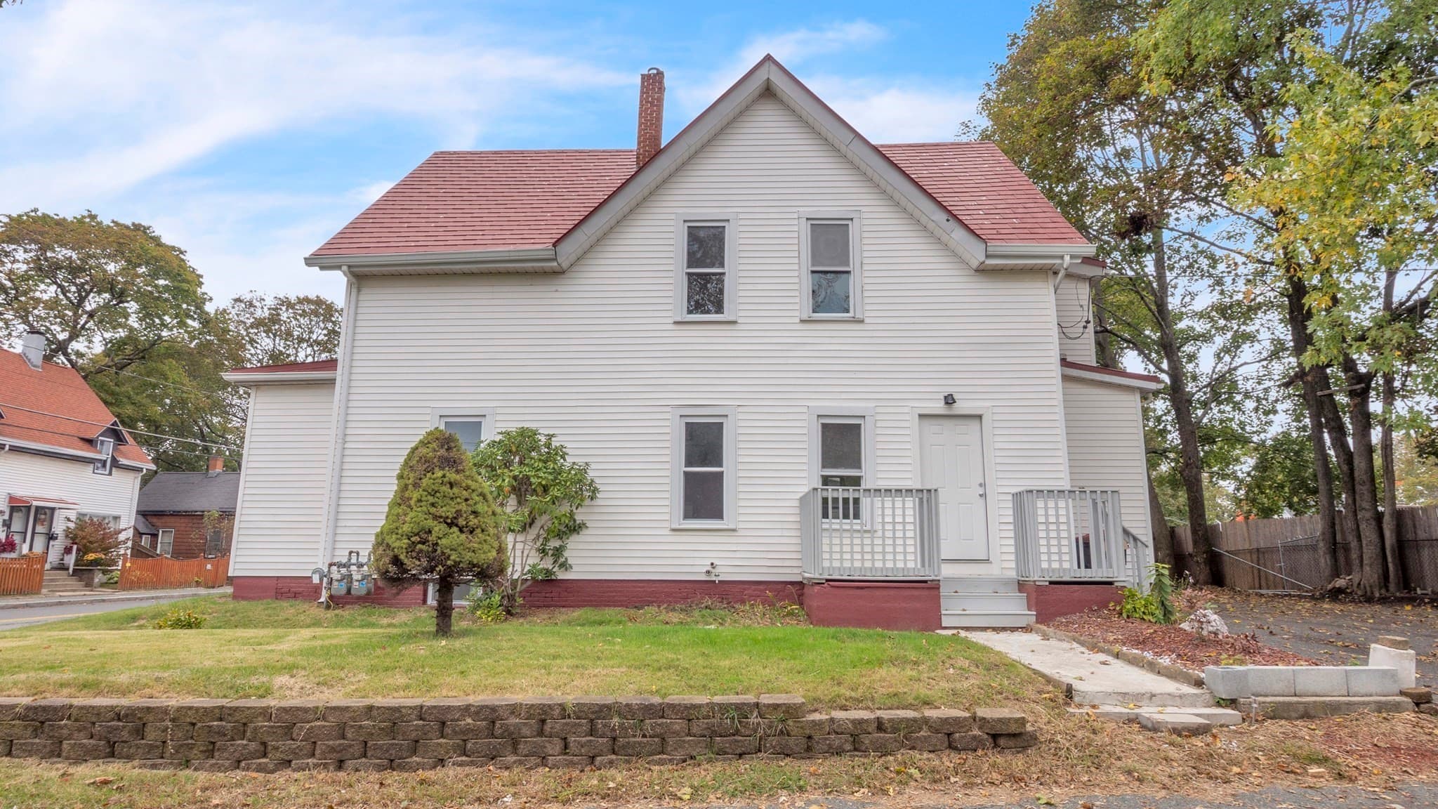 Multi Family at 58 Clinton St, Brockton MA 02302, Brockton, photo 4 of 36