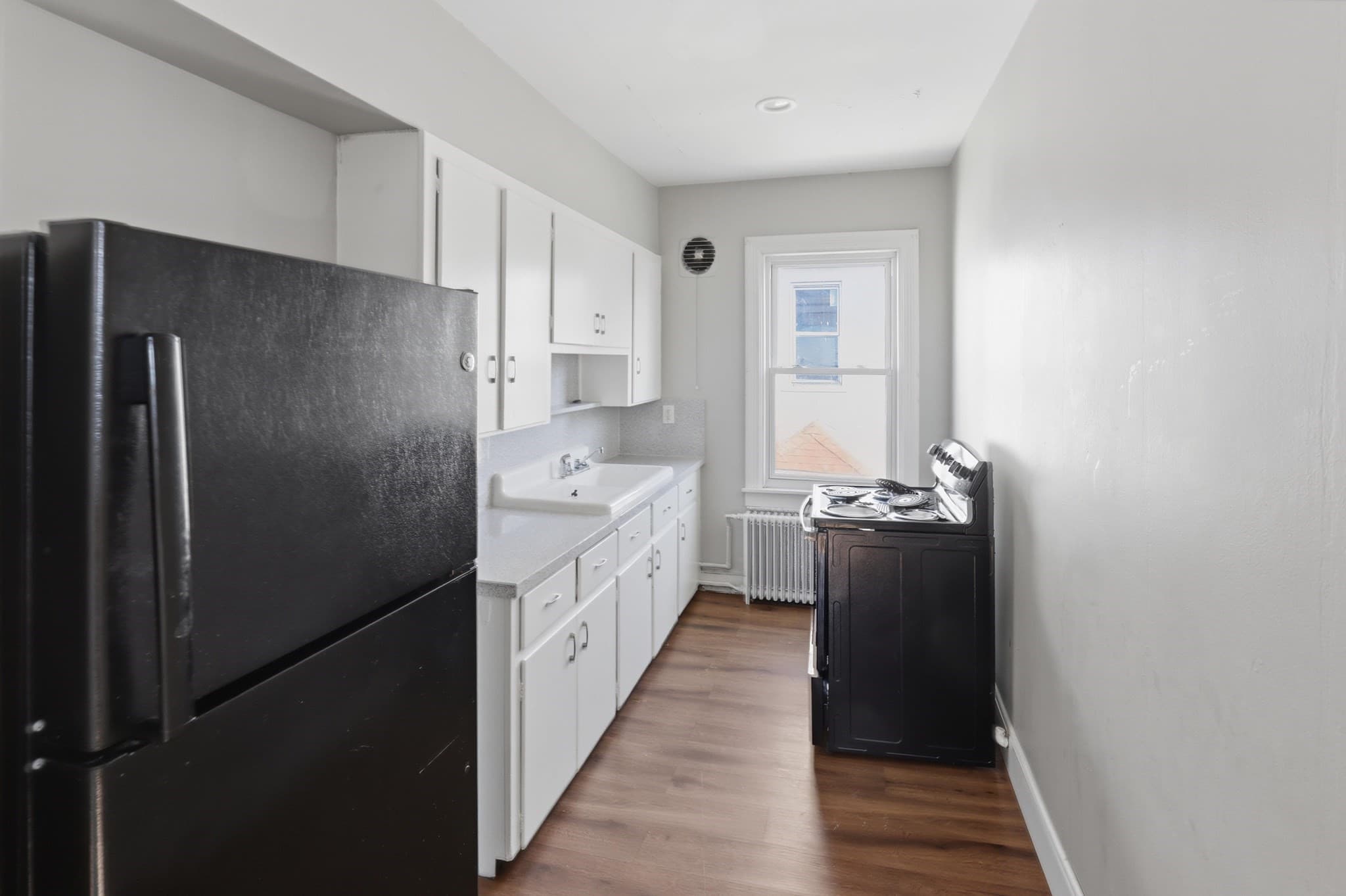 2 Family - 2 Units Up/Down at 199 Purchase St, Fall River MA 02721, Fall River, photo 10 of 16