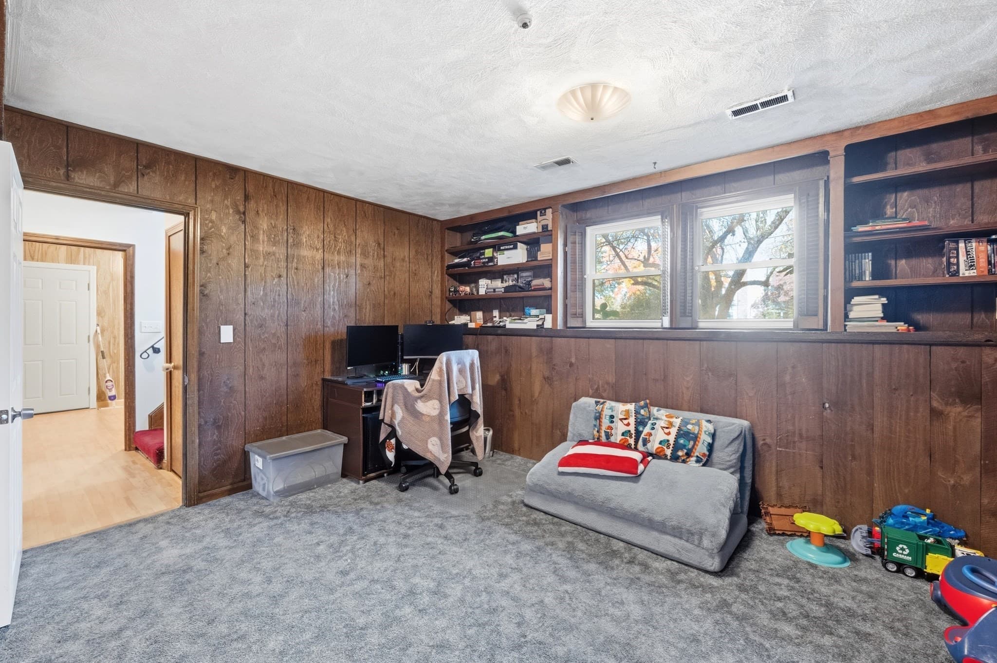 Single Family Residence at 10 Dolan Rd, Billerica MA 01821, Billerica, photo 23 of 42