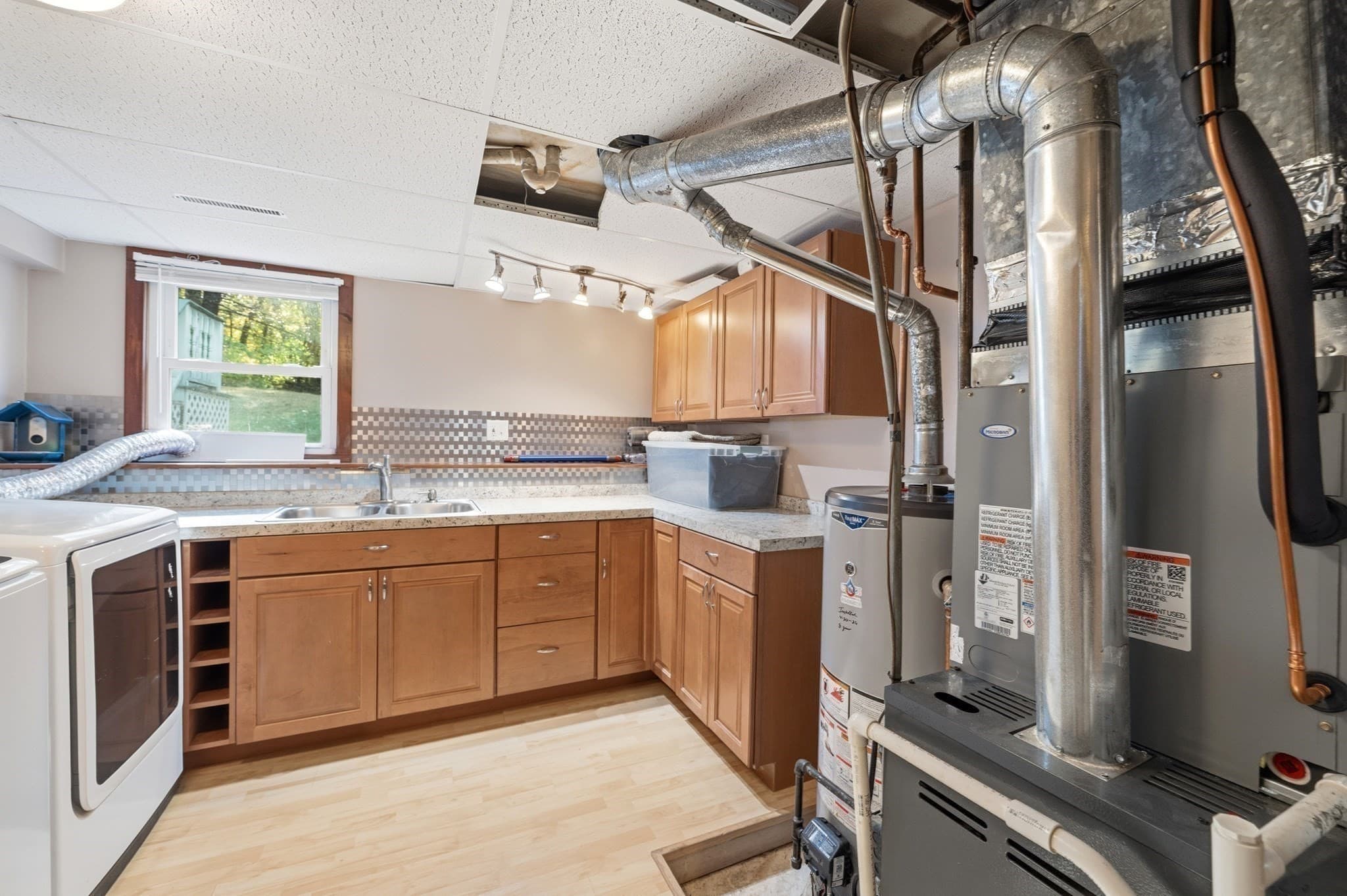 Single Family Residence at 10 Dolan Rd, Billerica MA 01821, Billerica, photo 30 of 42
