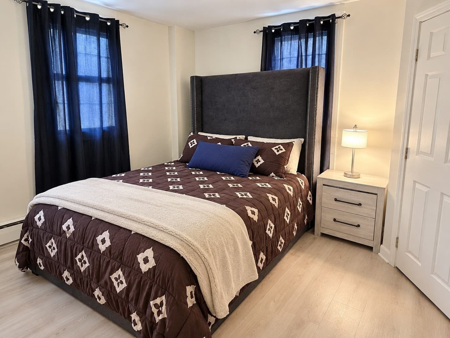 Condominium at 623 Cummins Hwy # A, Boston MA 02136, Boston, photo 3 of 9