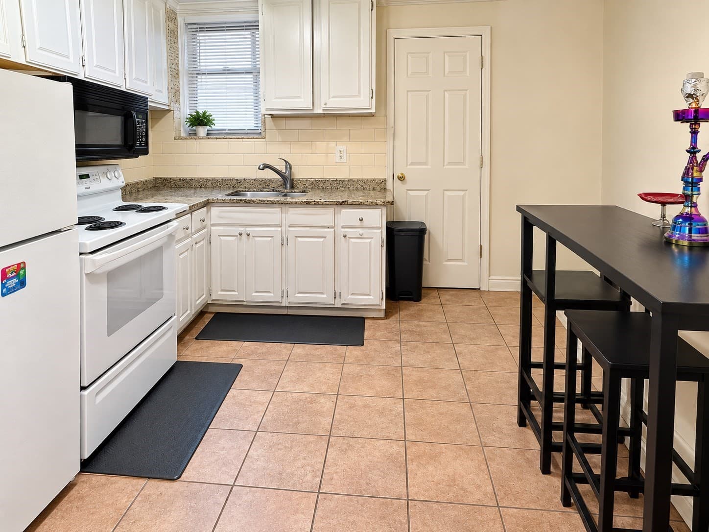 Condominium at 623 Cummins Hwy # A, Boston MA 02136, Boston, photo 4 of 9