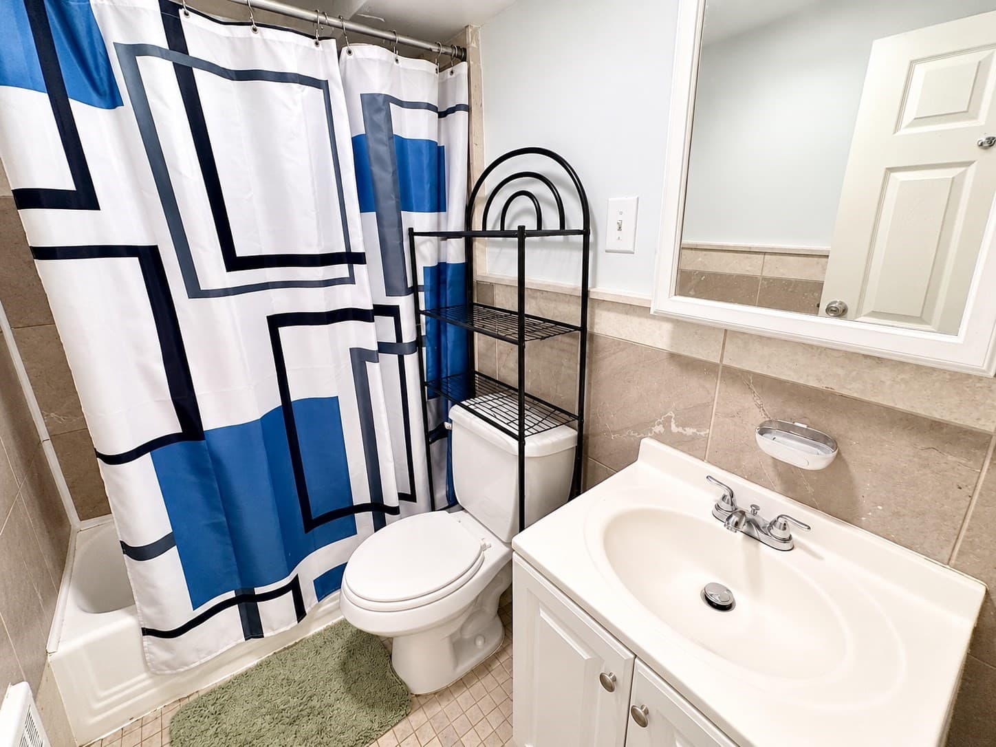 Condominium at 623 Cummins Hwy # A, Boston MA 02136, Boston, photo 8 of 9