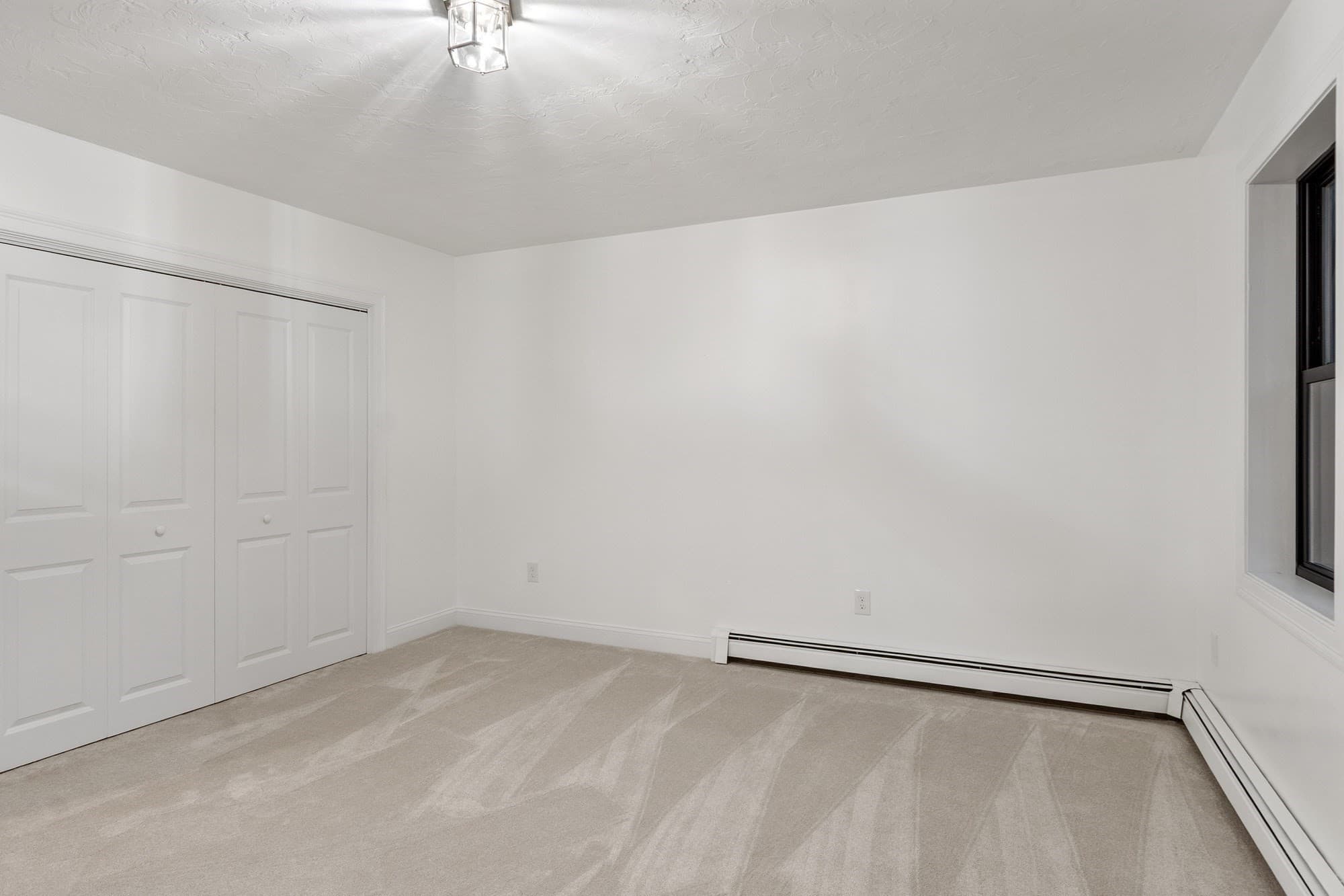 Single Family Residence at 16 E Applewood Dr, Charlton MA 01507, photo 30 of 42