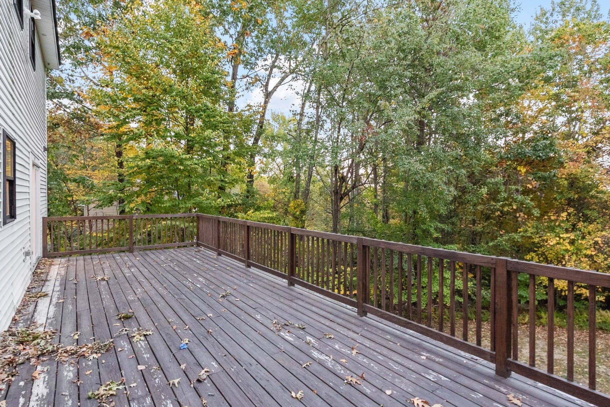 Single Family Residence at 16 E Applewood Dr, Charlton MA 01507, photo 38 of 42