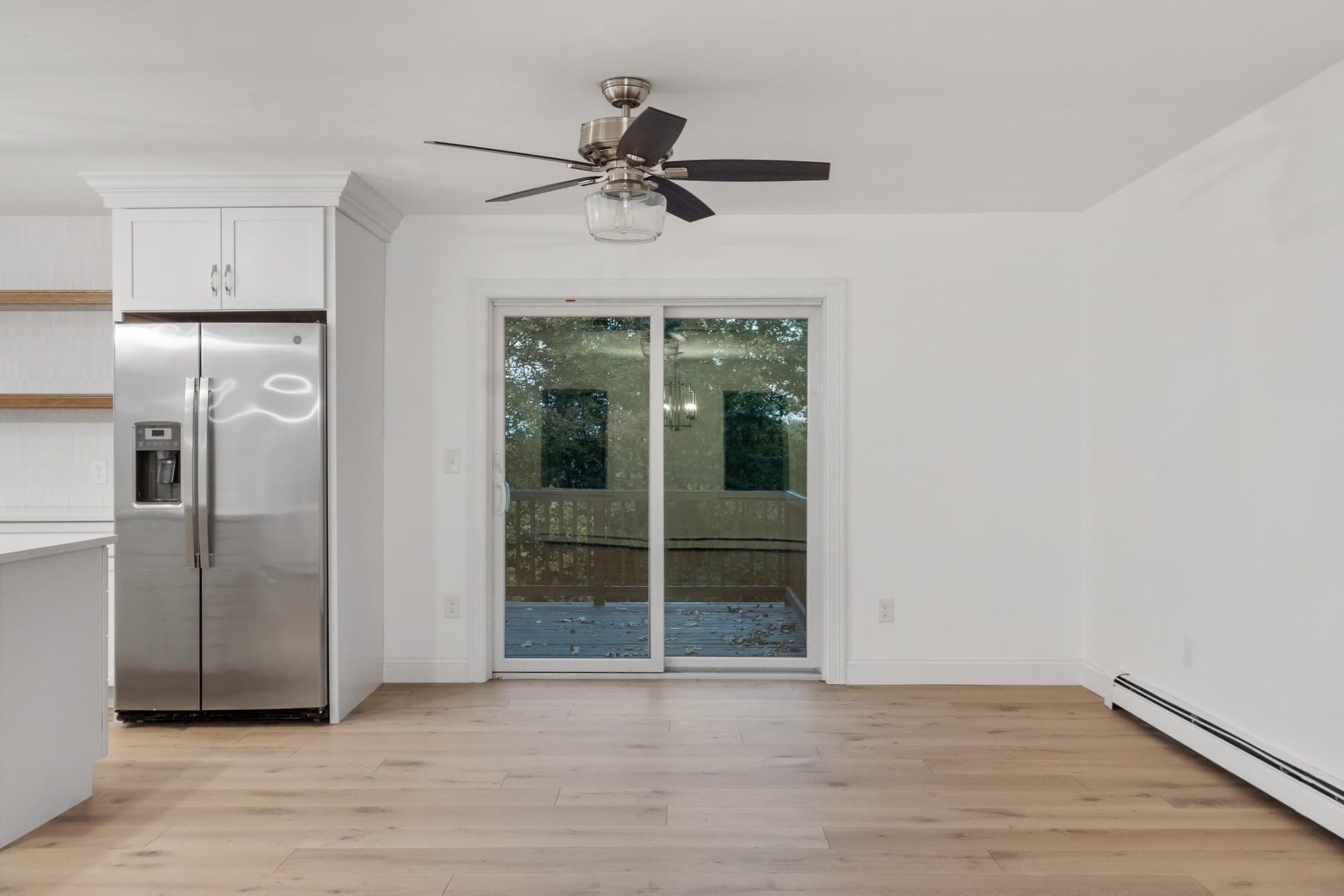 Single Family Residence at 16 E Applewood Dr, Charlton MA 01507, photo 11 of 42