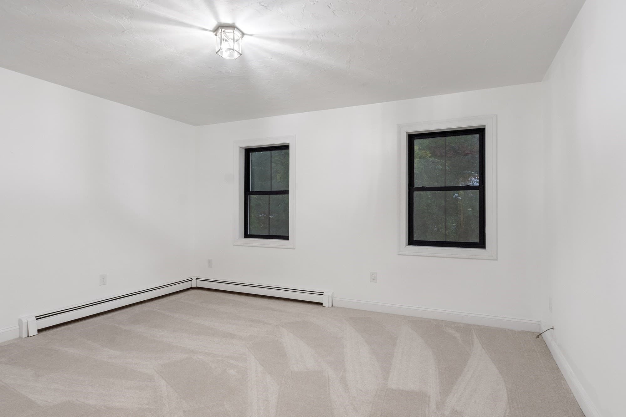 Single Family Residence at 16 E Applewood Dr, Charlton MA 01507, photo 29 of 42