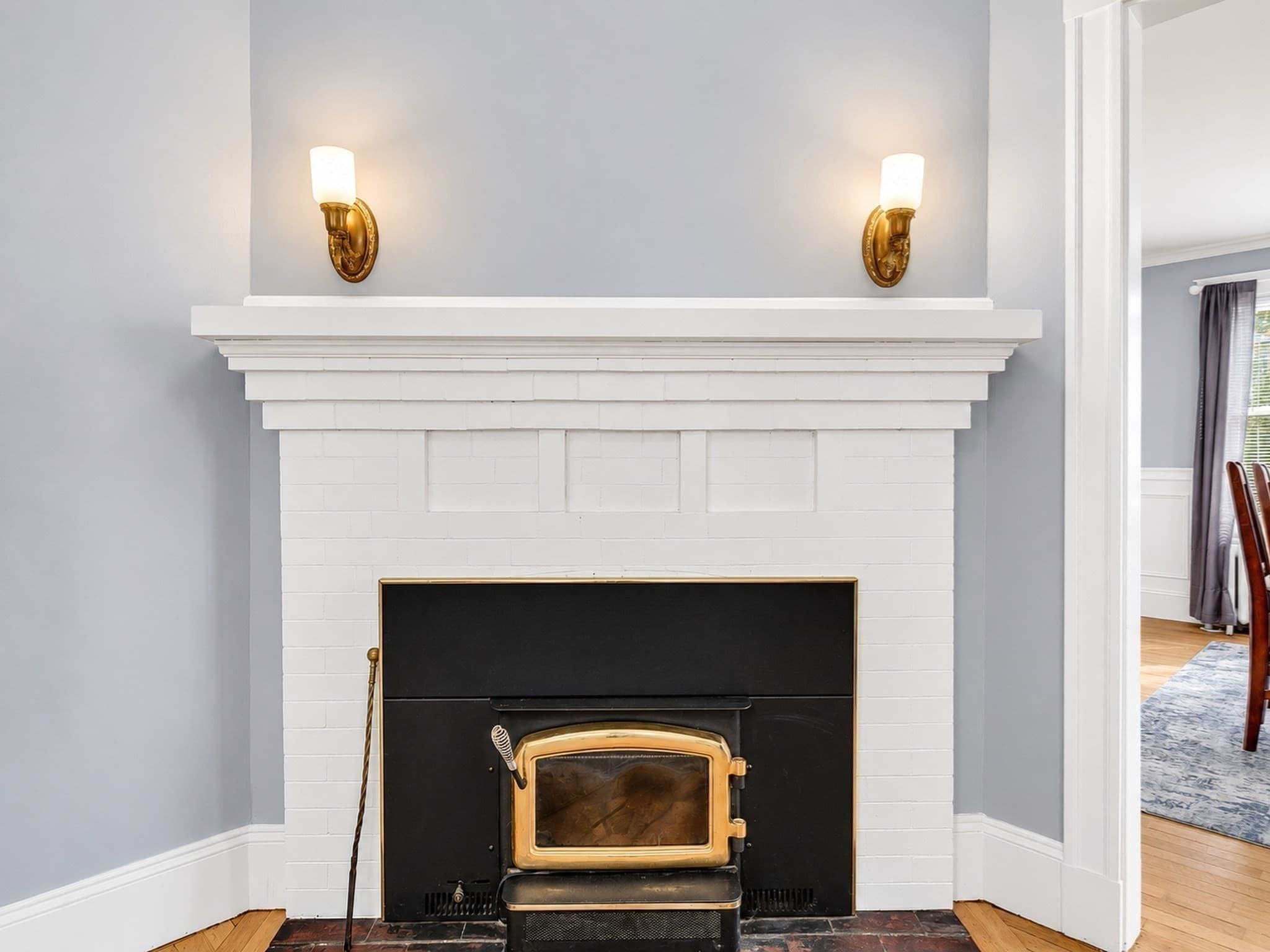 Single Family Residence at 48 Hawthorn Rd, Milton MA 02186, photo 3 of 26