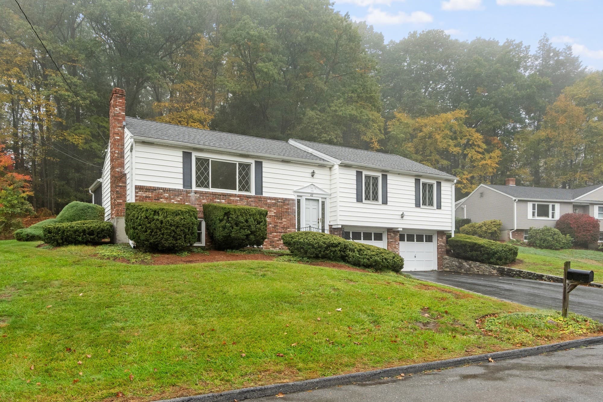Single Family Residence at 40 Wilder Ln, Leominster MA 01453, photo 2 of 36