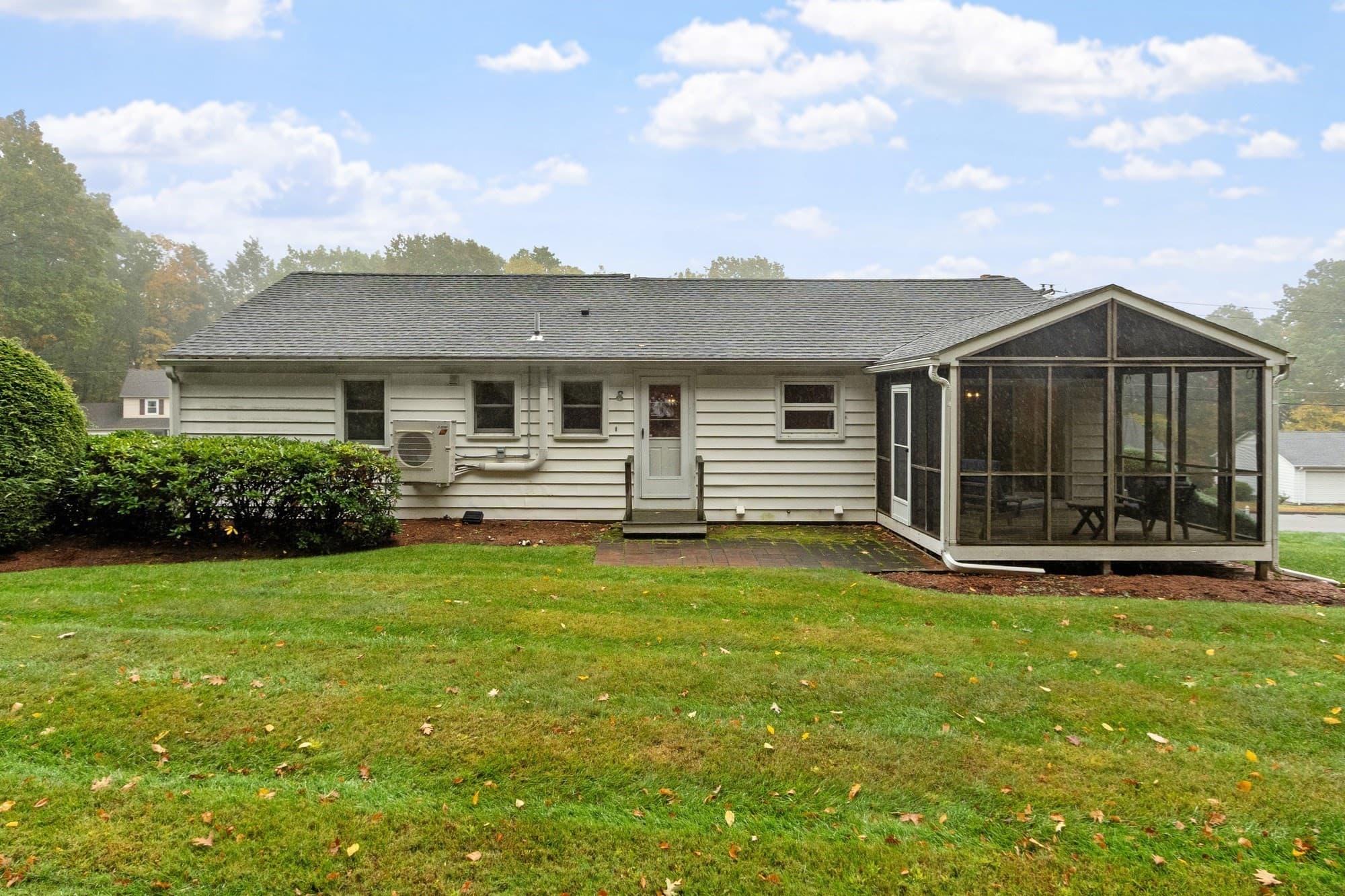 Single Family Residence at 40 Wilder Ln, Leominster MA 01453, photo 7 of 36