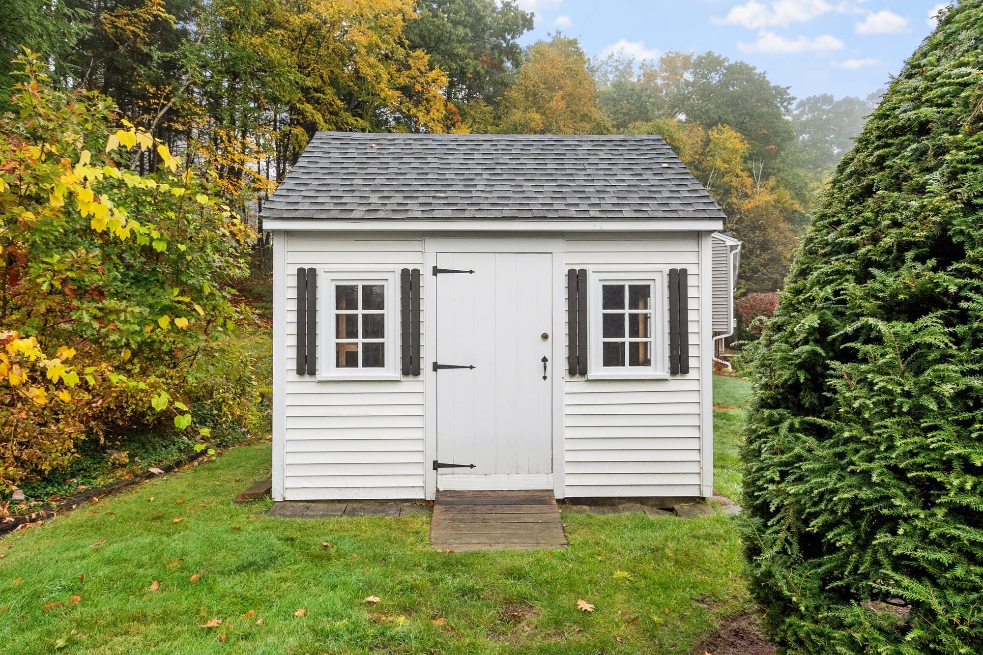 Single Family Residence at 40 Wilder Ln, Leominster MA 01453, photo 4 of 36