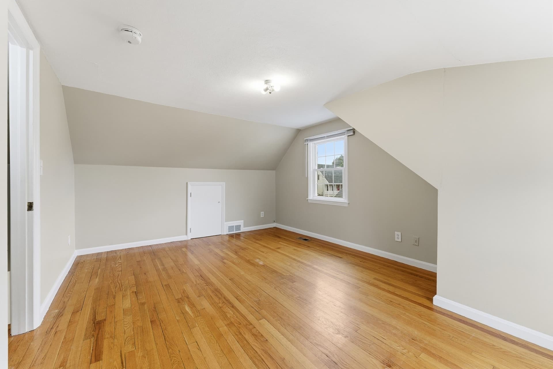 Single Family Residence at 6 Bennington St, Springfield MA 01108, photo 28 of 42