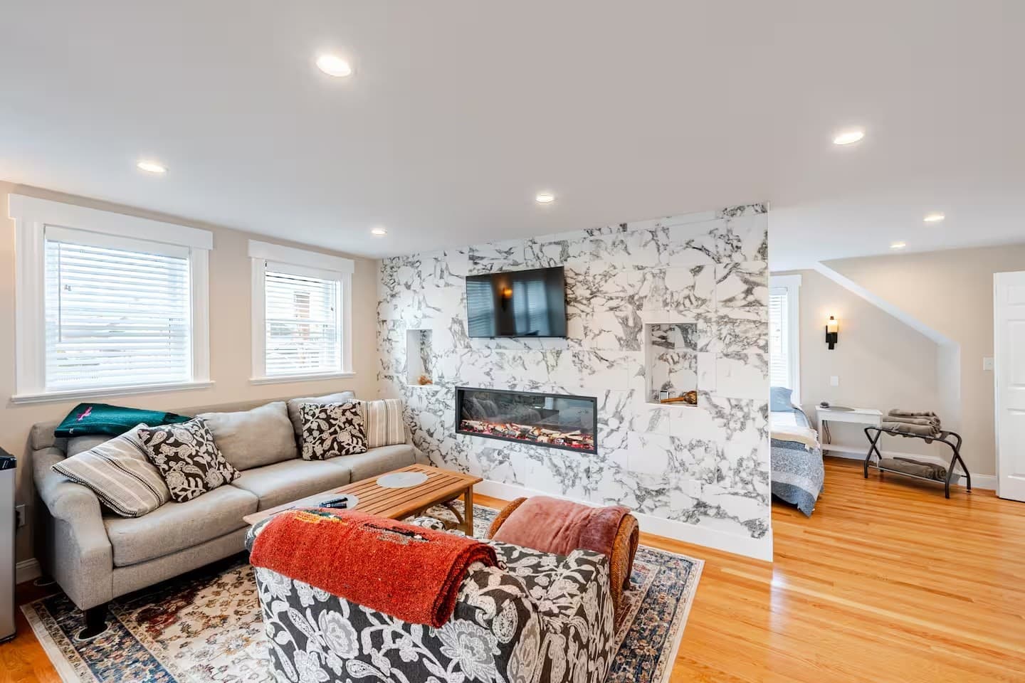 Single Family Residence at 4 Hawthorn Rd, Milton MA 02186, photo 23 of 39