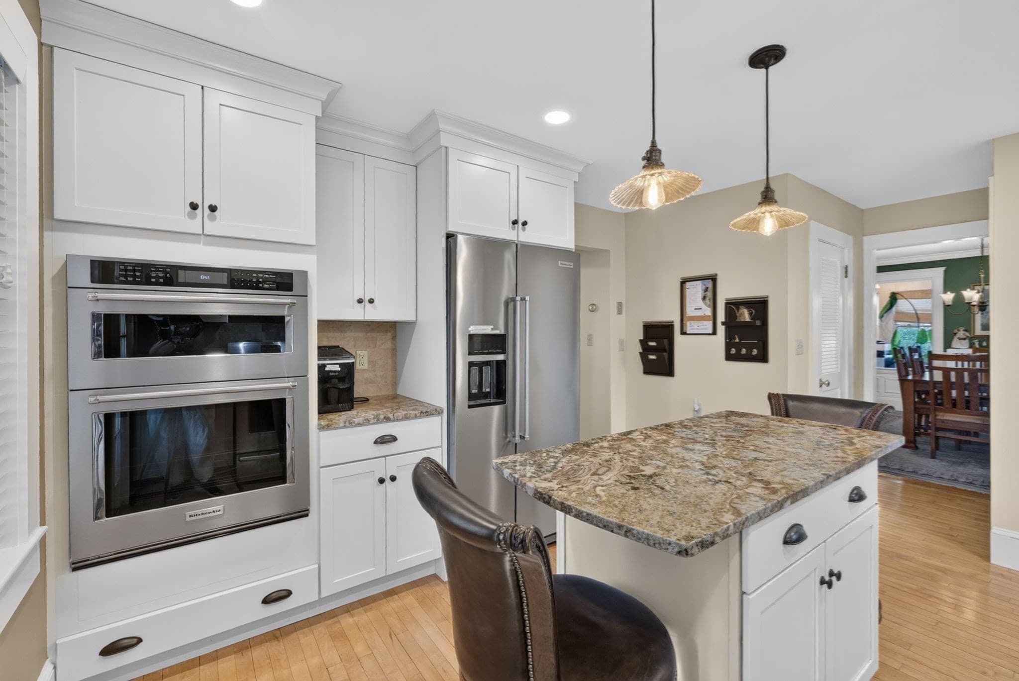 Single Family Residence at 4 Hawthorn Rd, Milton MA 02186, photo 12 of 39