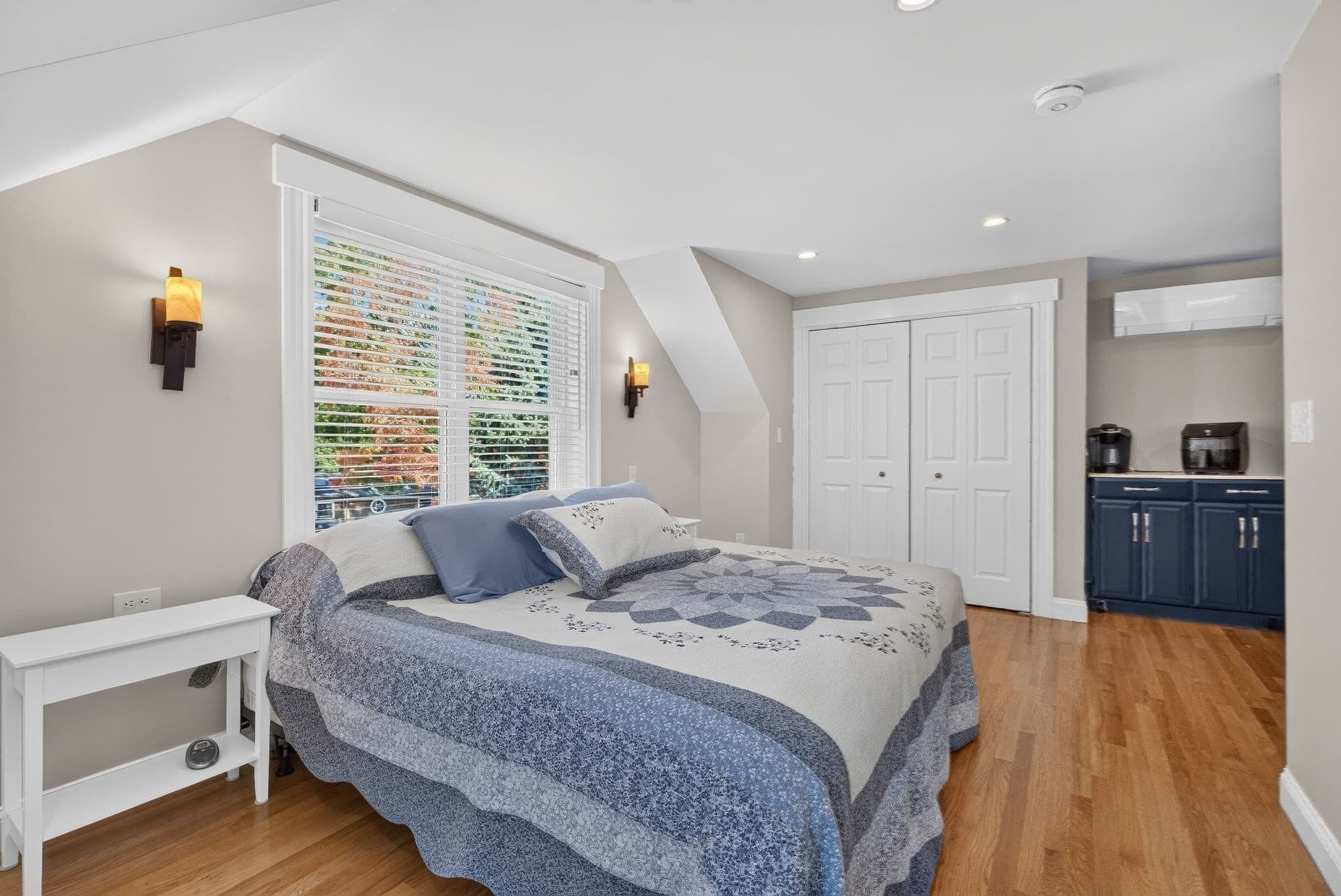 Single Family Residence at 4 Hawthorn Rd, Milton MA 02186, photo 26 of 39