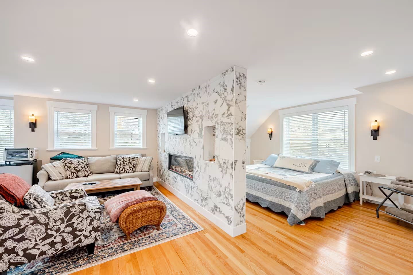 Single Family Residence at 4 Hawthorn Rd, Milton MA 02186, photo 28 of 39