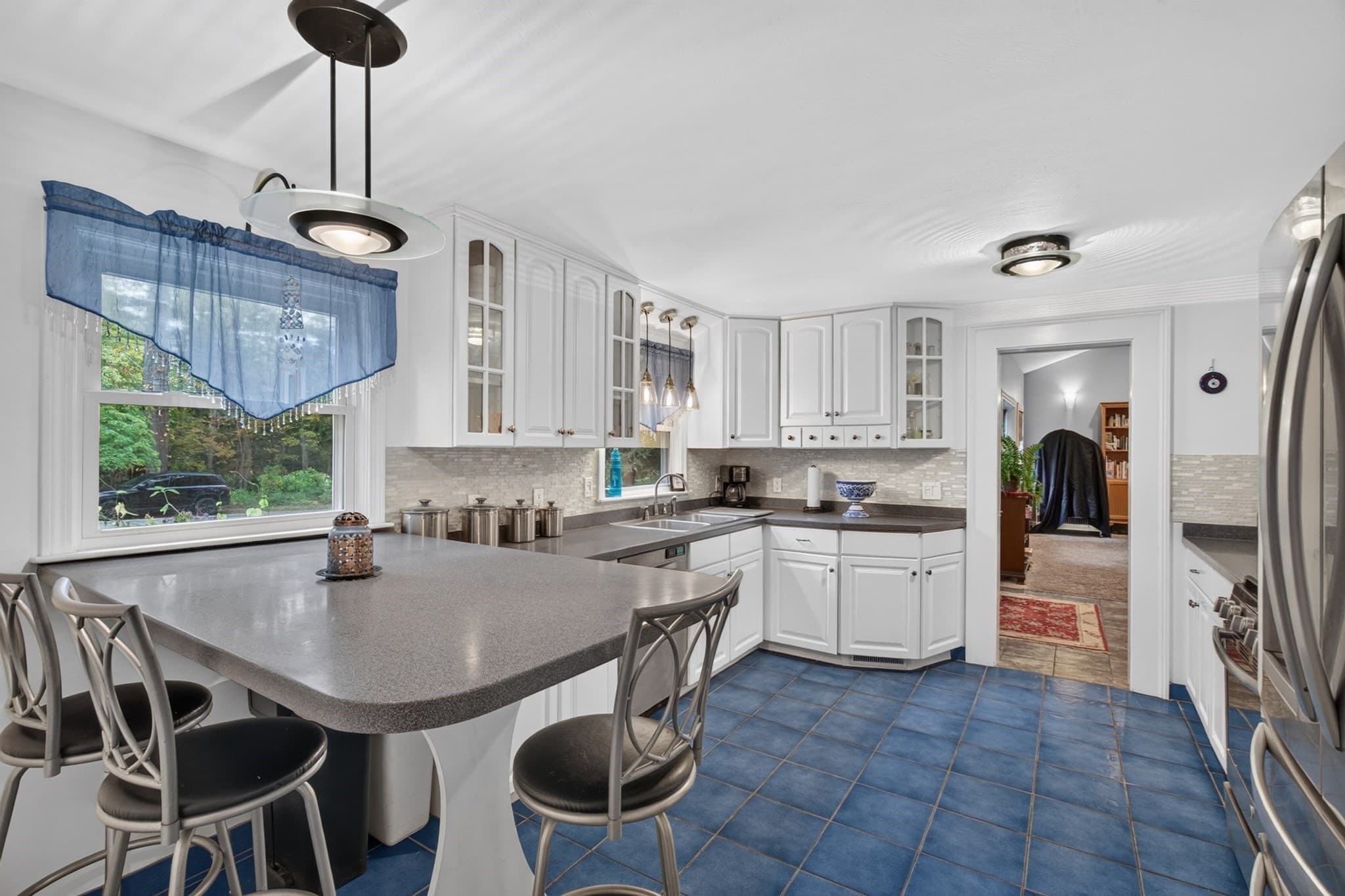 Single Family Residence at 558 Spring St, Hanson MA 02341, photo 10 of 36