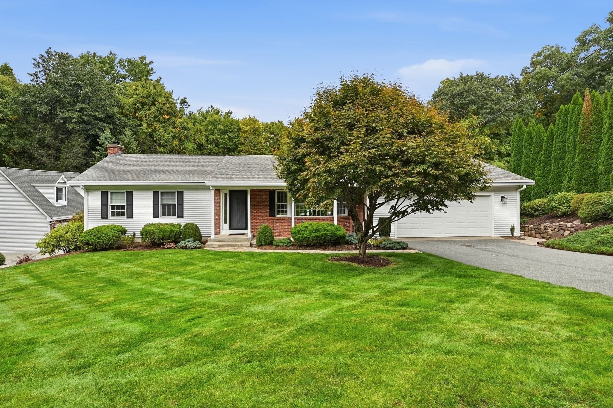 46 Stuart Pl, Westfield MA 01085
