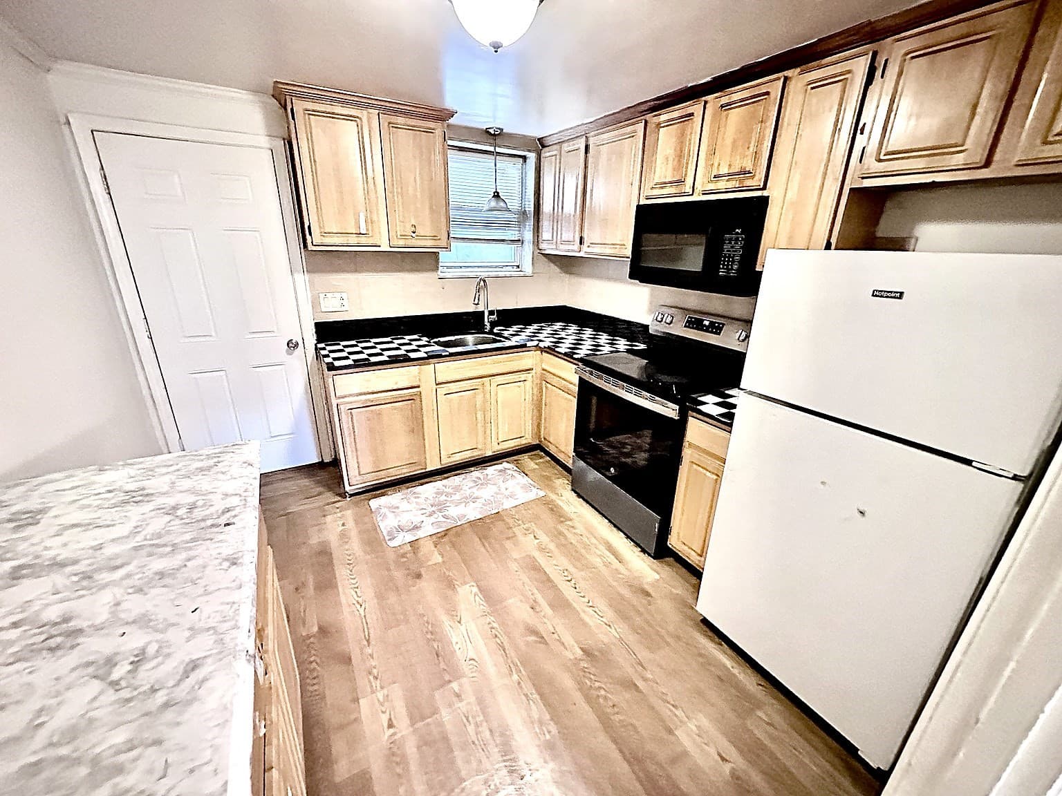 623 Cummins Hwy # B, Boston MA 02136