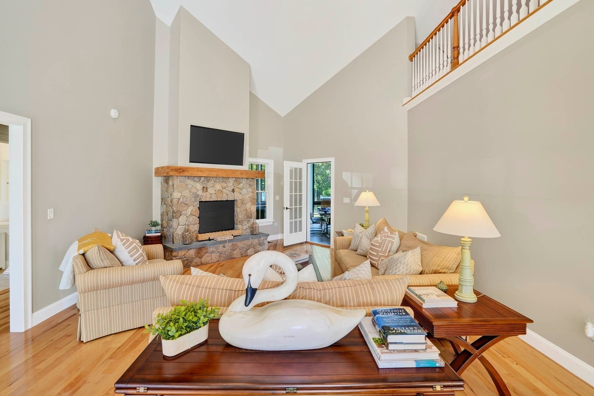 Single Family Residence at 26 Pulpit Ln, Edgartown MA 02539, photo 6 of 42
