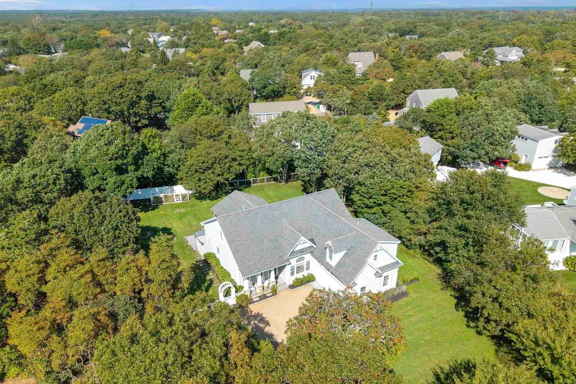 Single Family Residence at 26 Pulpit Ln, Edgartown MA 02539, photo 3 of 42