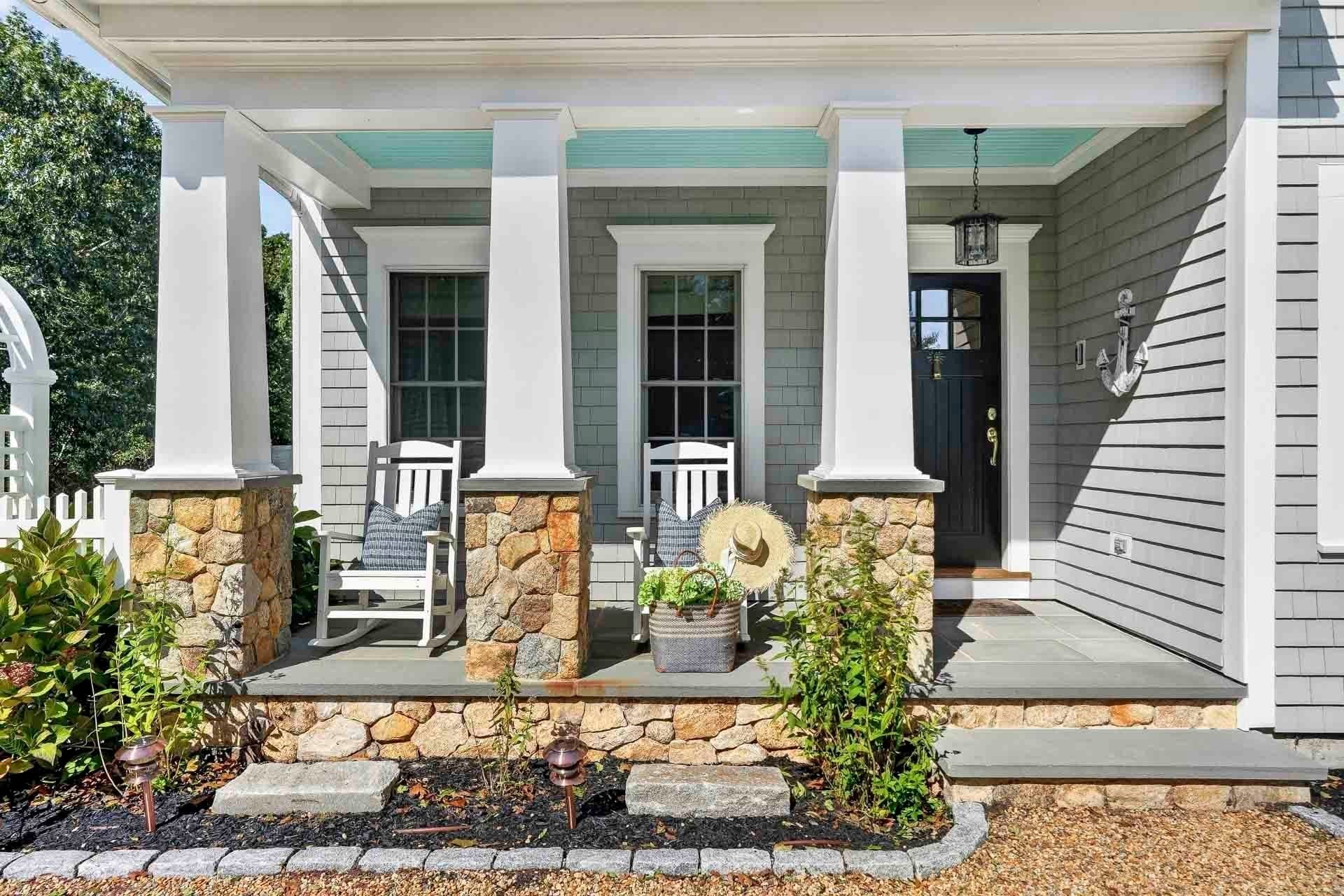 Single Family Residence at 26 Pulpit Ln, Edgartown MA 02539, photo 5 of 42