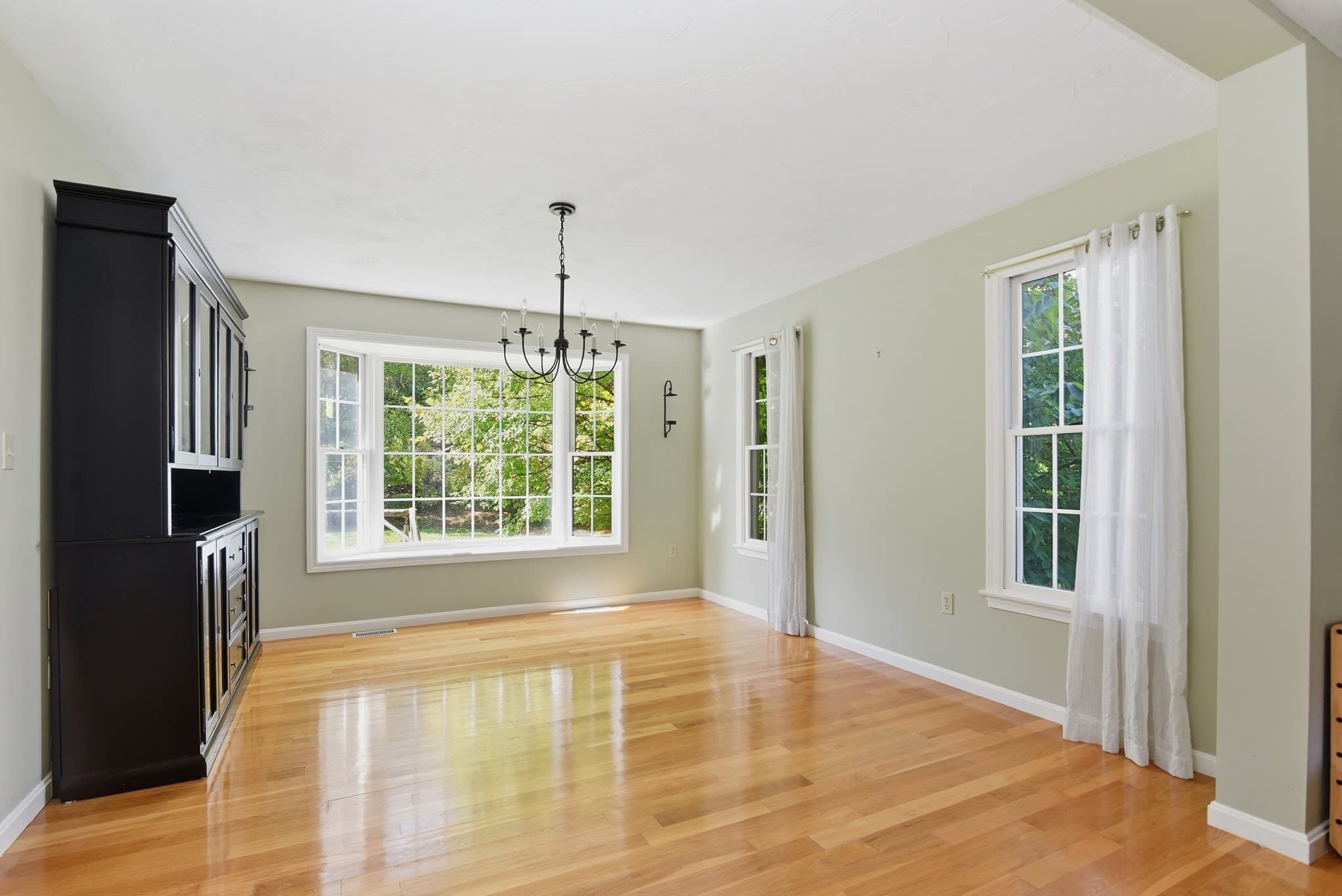 Single Family Residence at 21 Evergreen Road, Norfolk MA 02056, photo 20 of 41