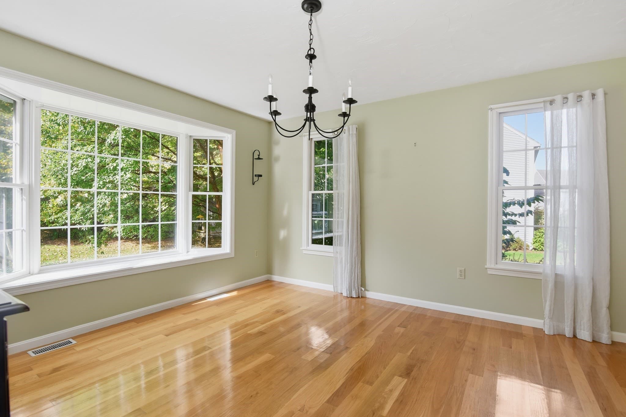 Single Family Residence at 21 Evergreen Road, Norfolk MA 02056, photo 19 of 41