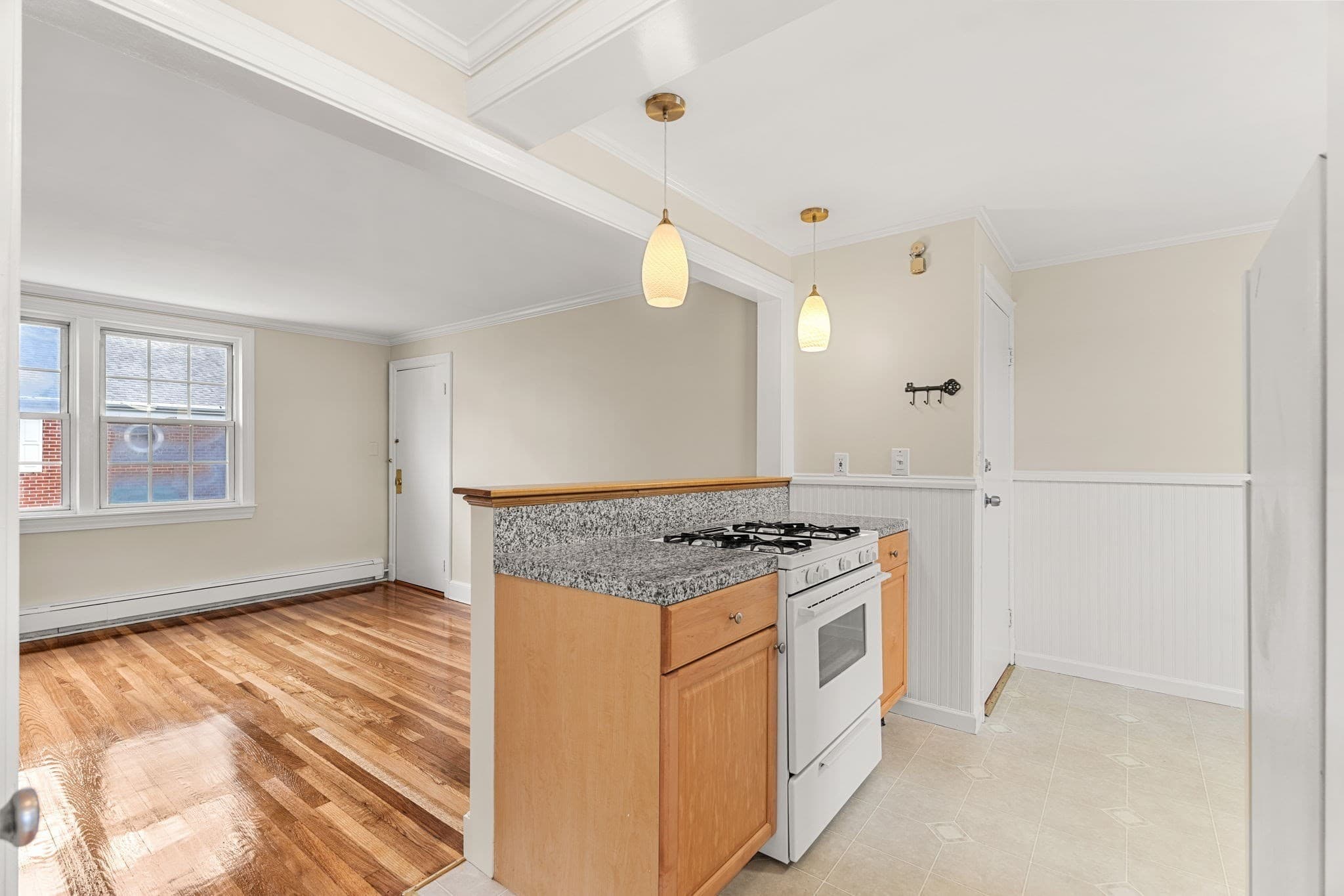 Condominium at 10 Parkview Ln # D, Haverhill MA 01835, Haverhill, photo 7 of 26