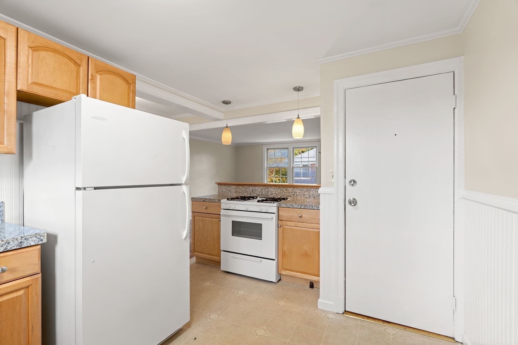 Condominium at 10 Parkview Ln # D, Haverhill MA 01835, Haverhill, photo 11 of 26