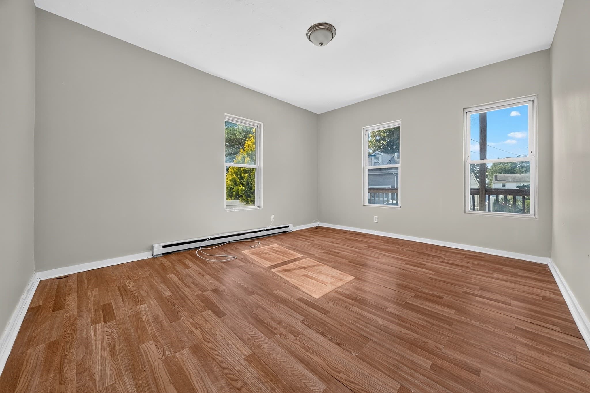 Apartment at 29-31 Auburn Street # 1R, Everett MA 02149, photo 3 of 9