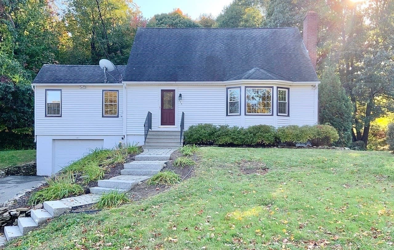 Single Family Residence at 143 Highland St, Lunenburg MA 01462, Lunenburg, photo 2 of 42